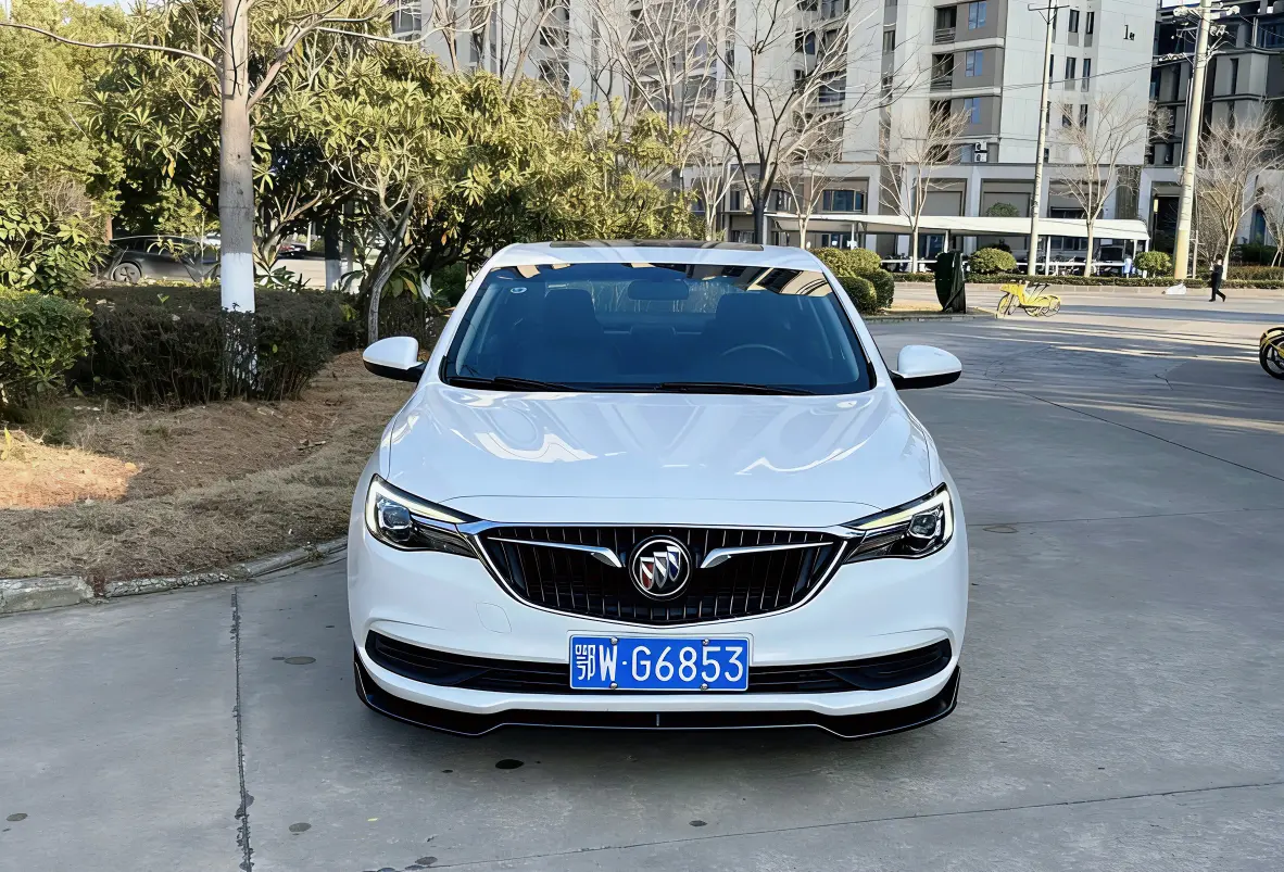Buick Yinglang  из Китая