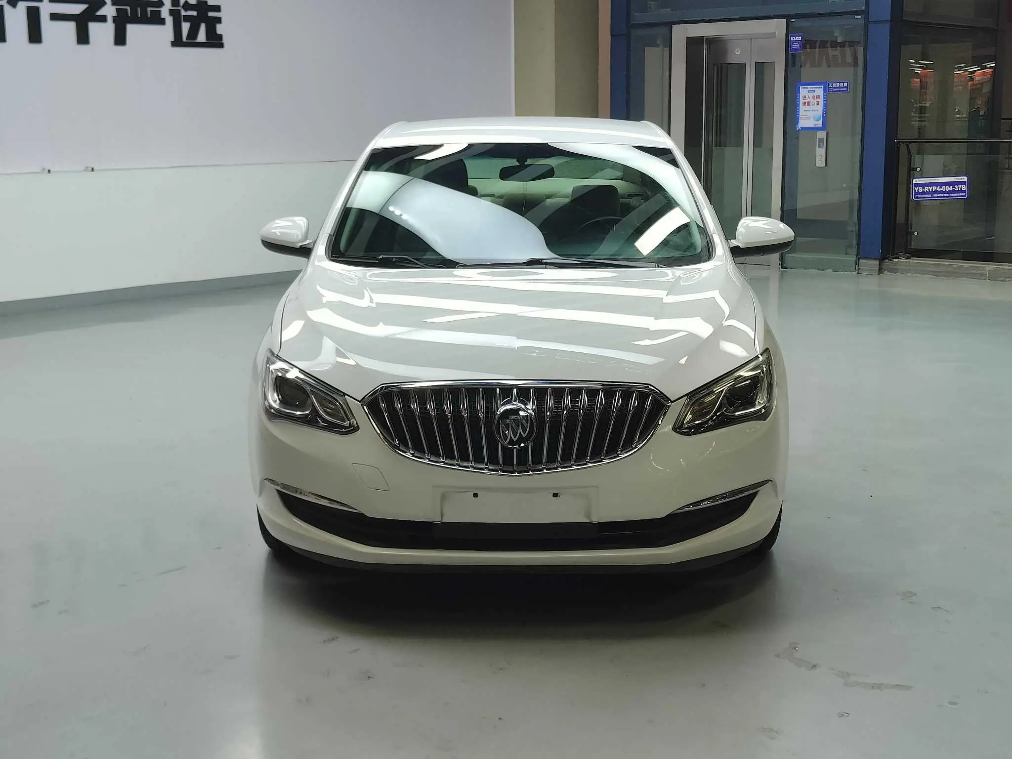 Buick Yinglang  из Китая