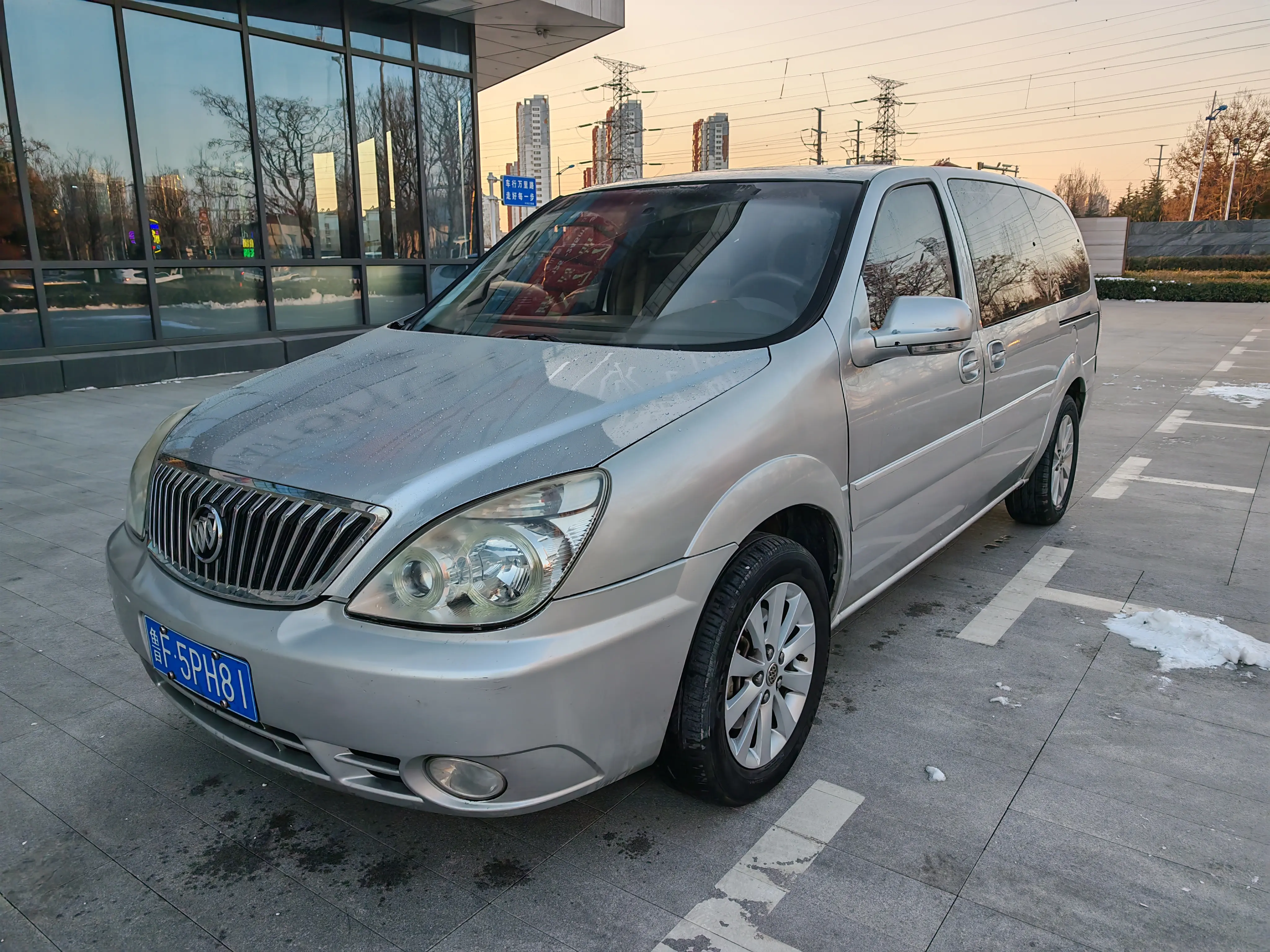 Buick GL8