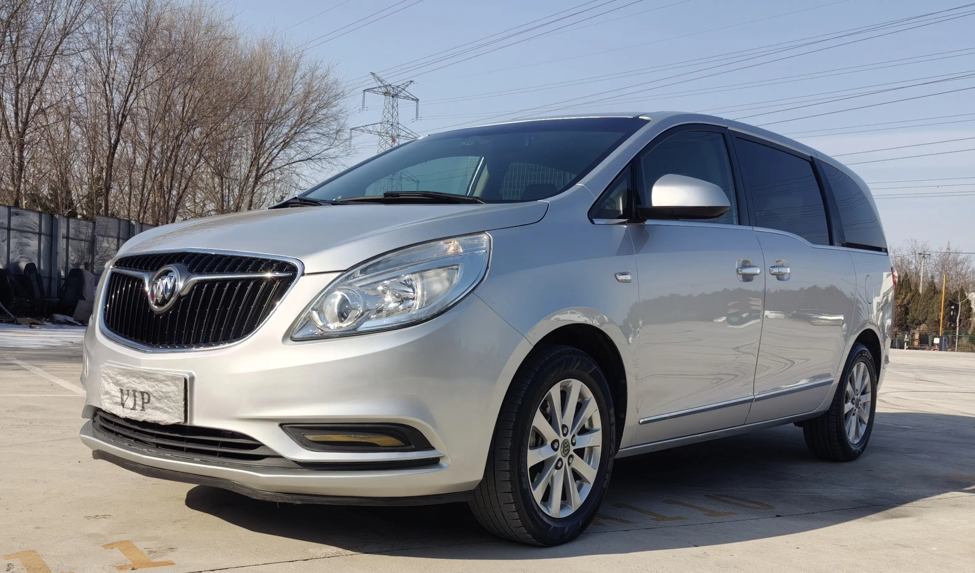 Buick GL8  из Китая