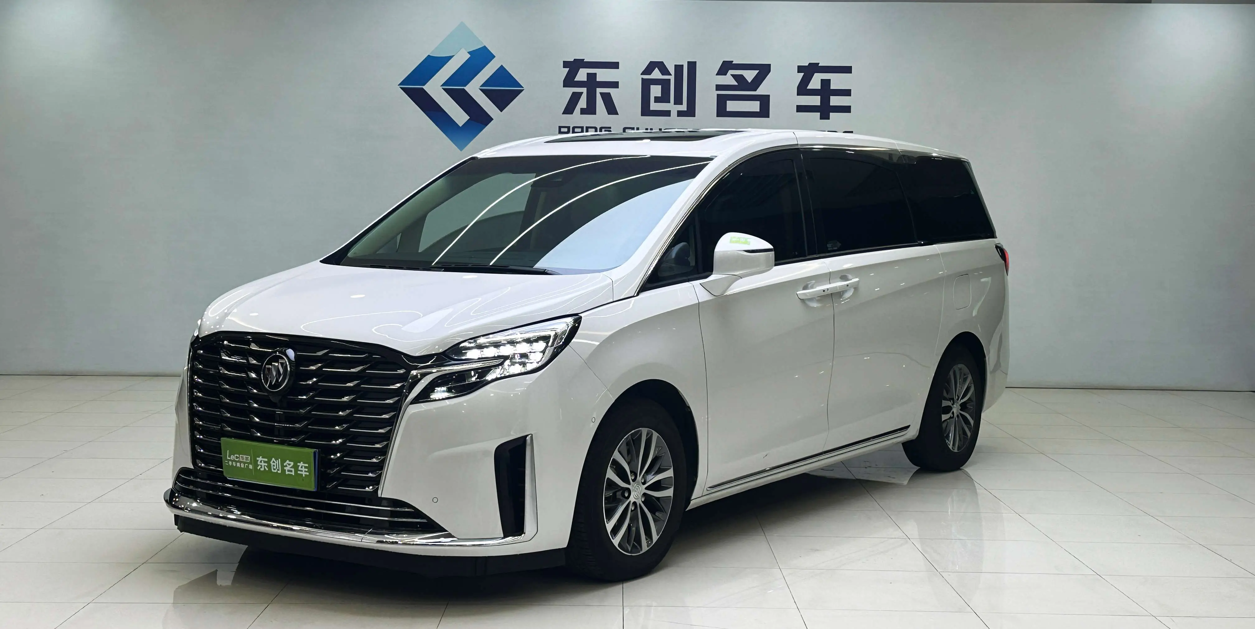 Buick GL8  из Китая