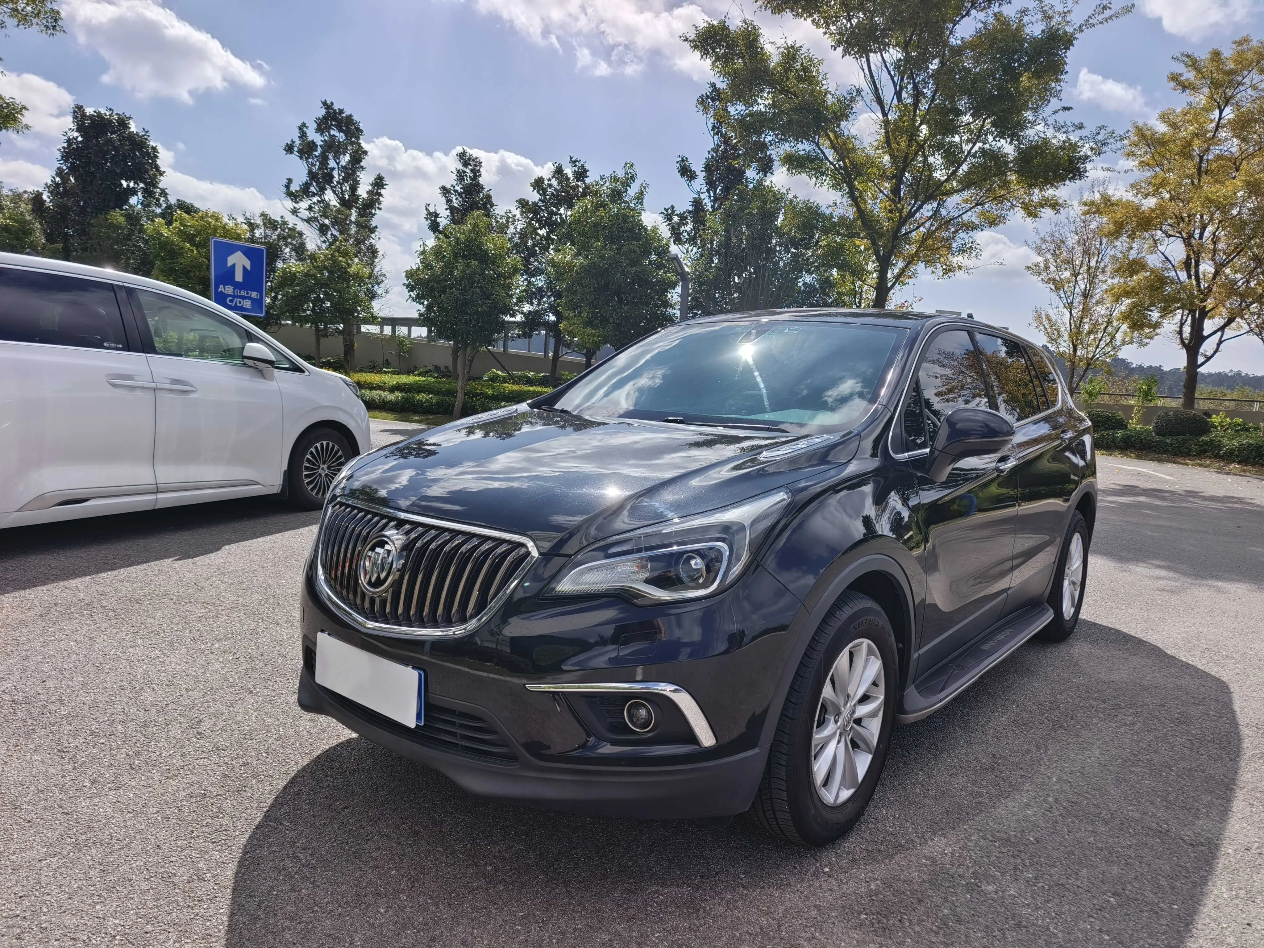 Buick Envision  из Китая