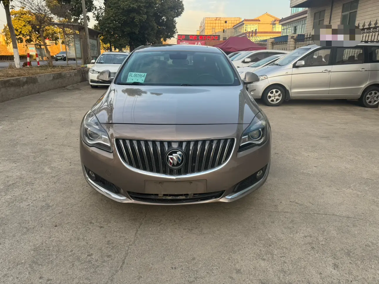 Buick Majesty  из Китая