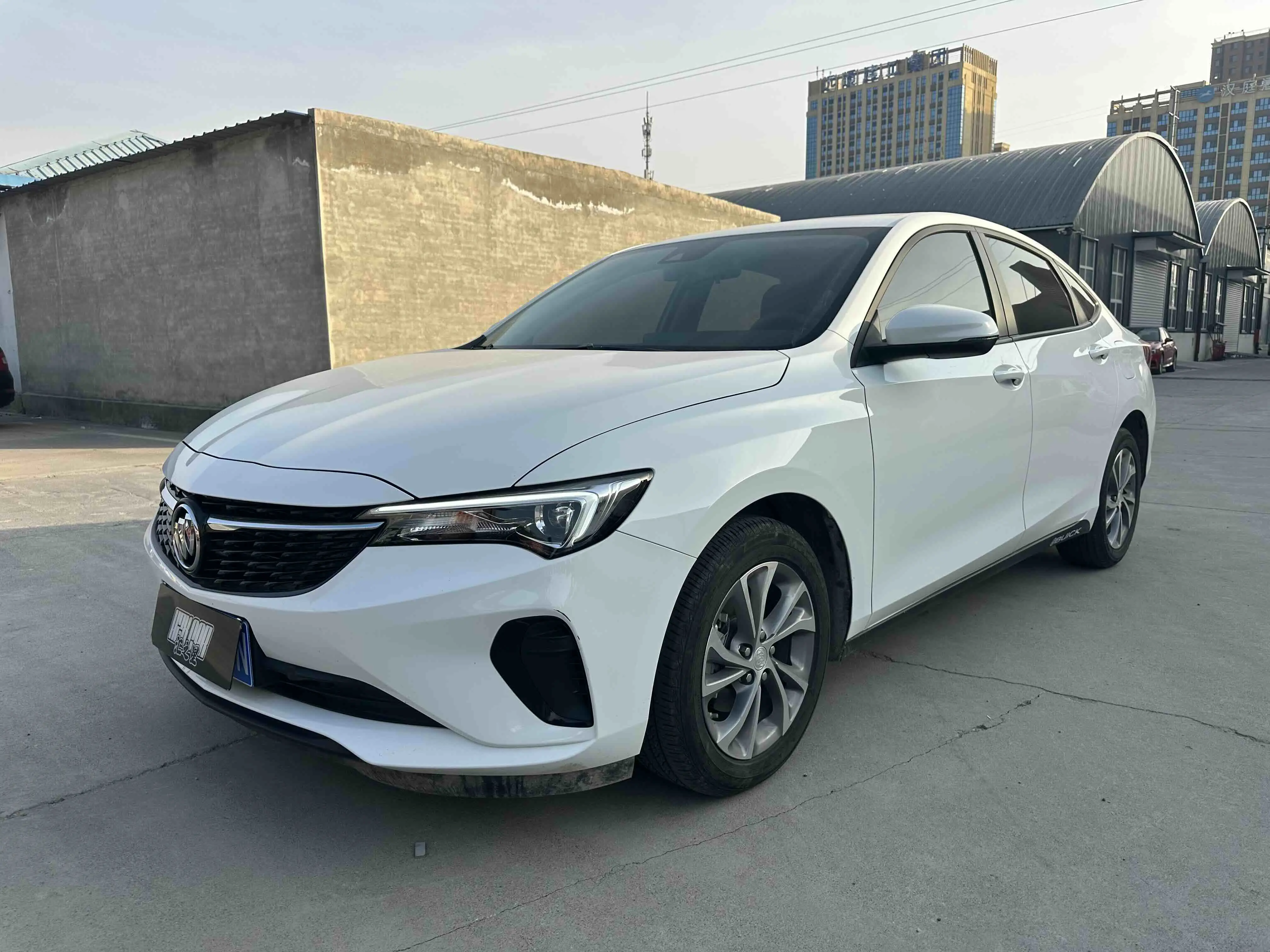 Buick Valeant  из Китая