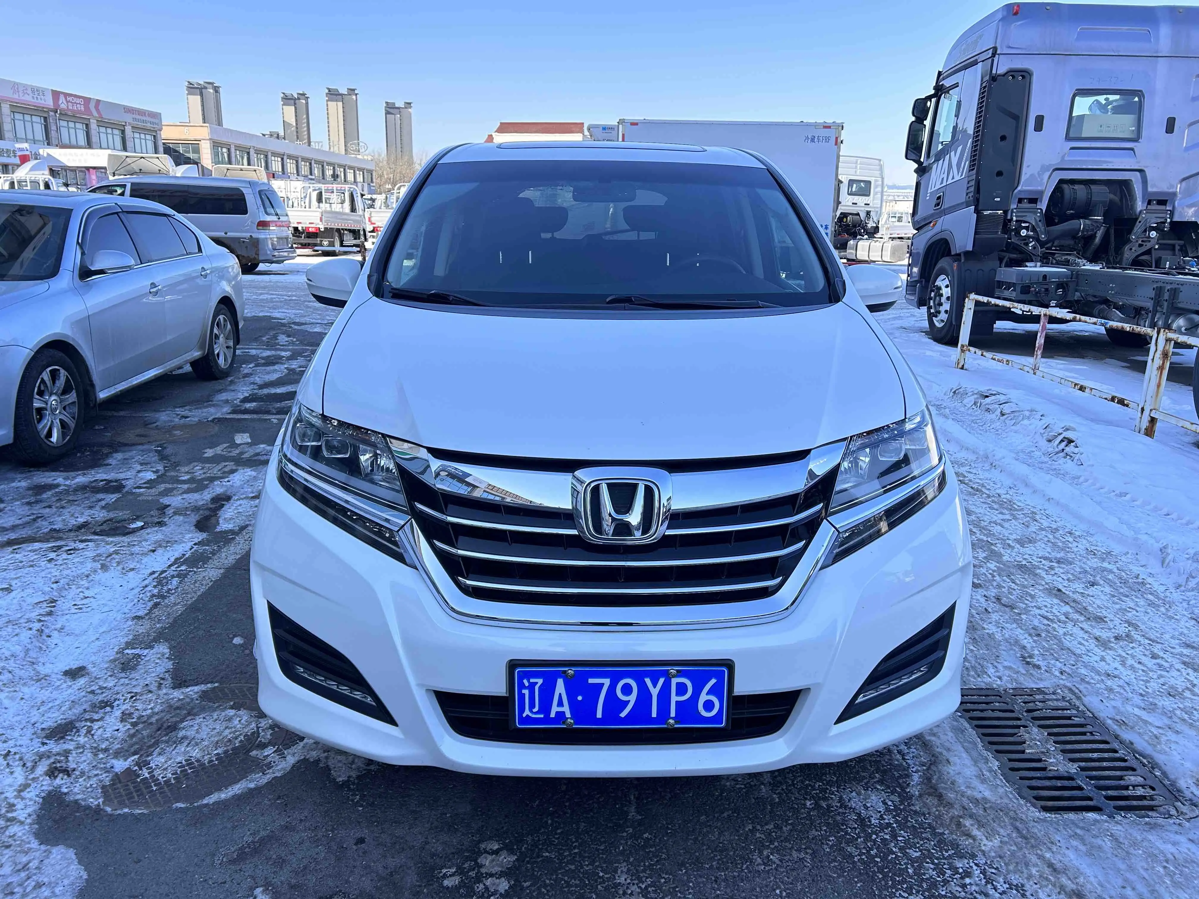 Honda Elysion (Alison)  из Китая