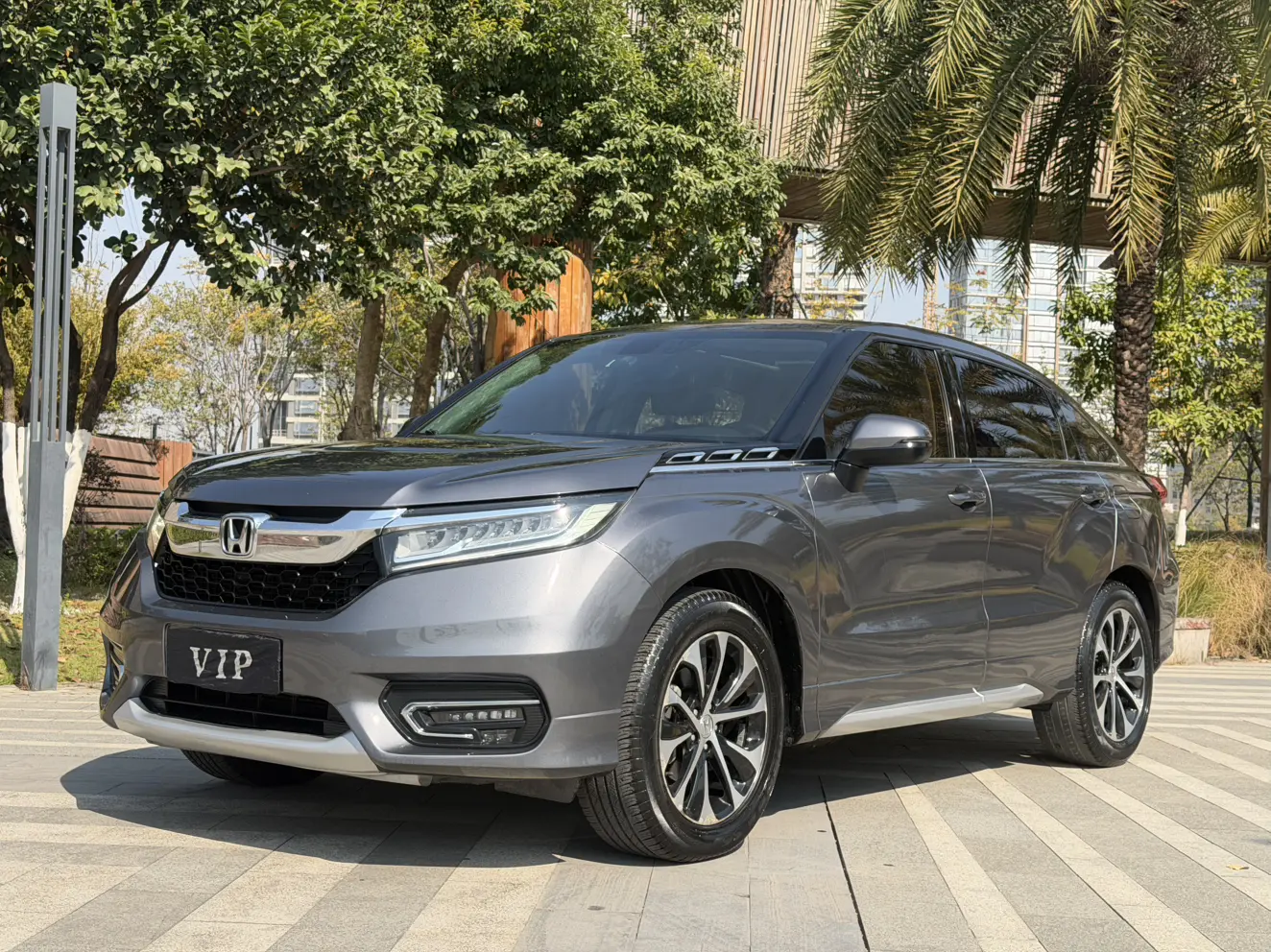 Honda Avancier (Crown Road)  из Китая