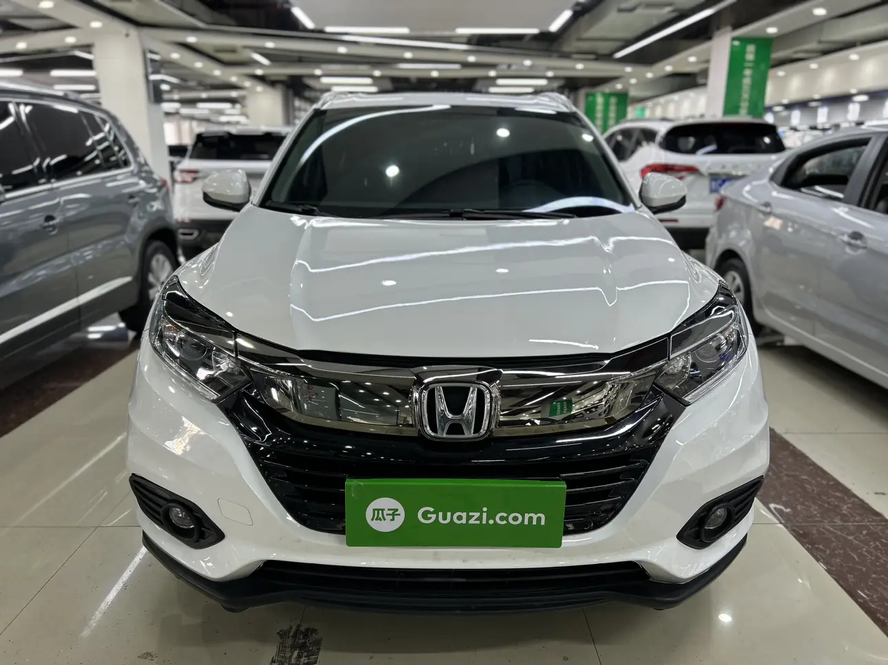 Honda Vezel (Binzhi)  из Китая