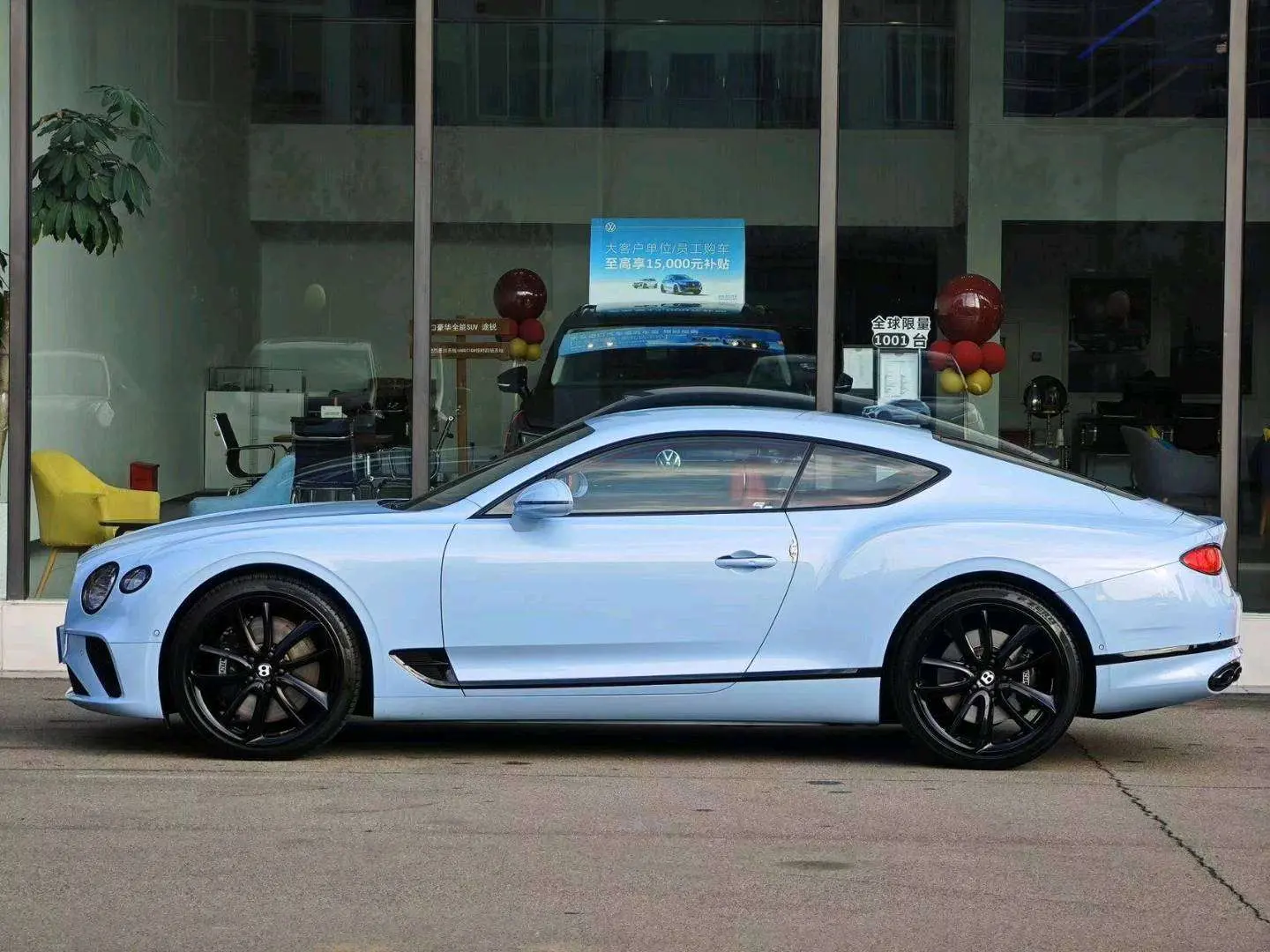 Bentley Continental  из Китая