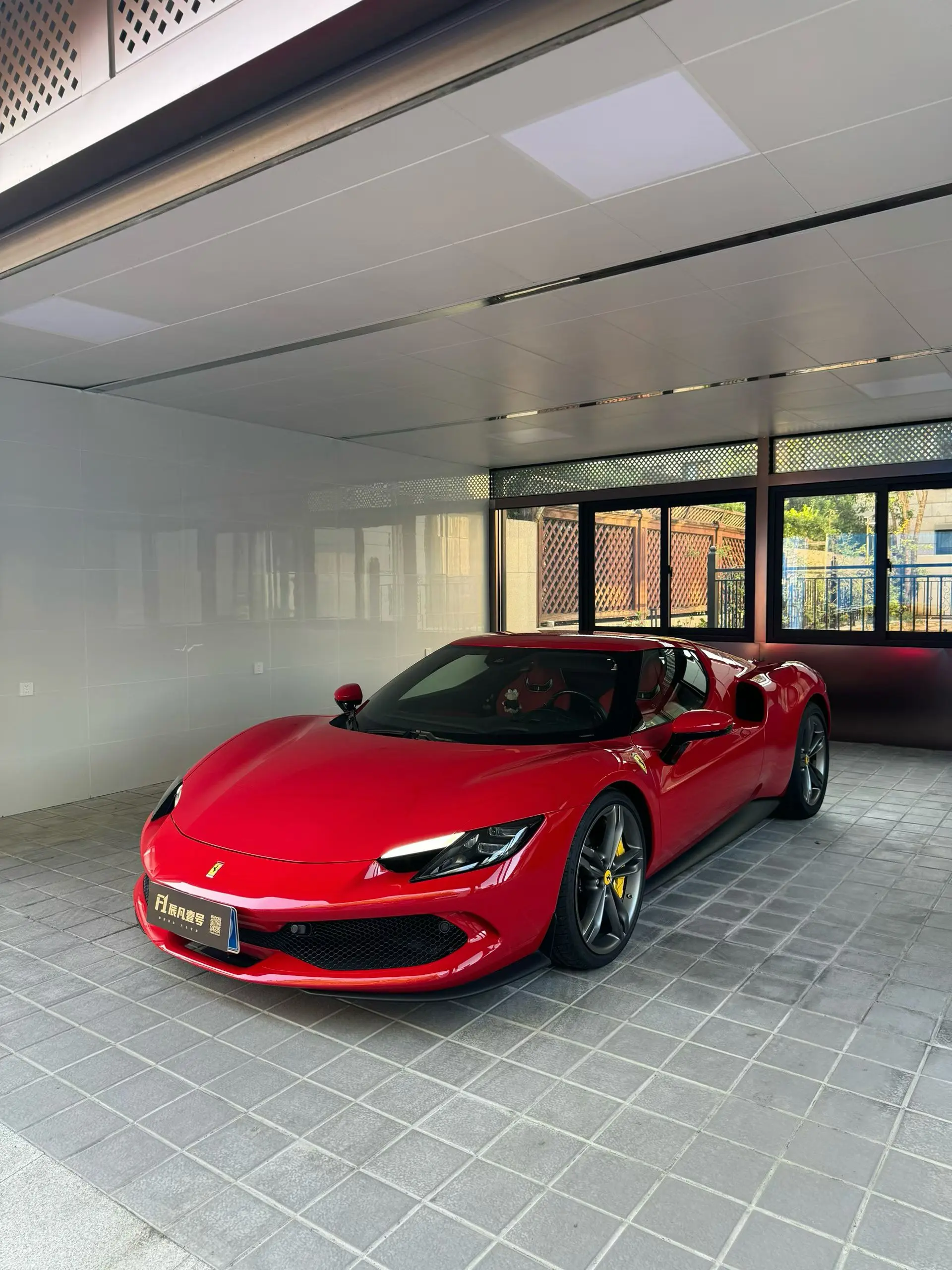 Ferrari 296  из Китая