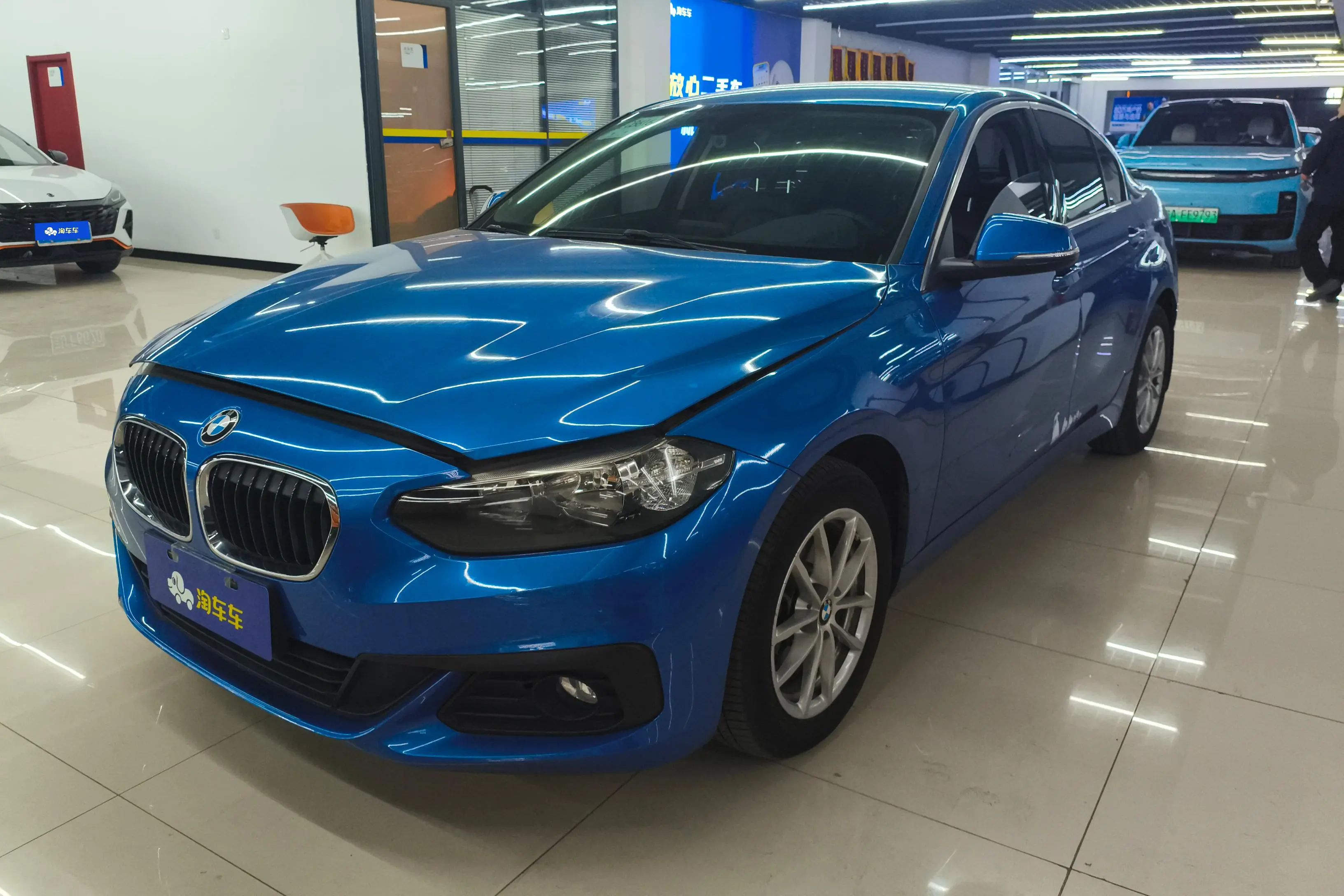 BMW 1 Series  из Китая