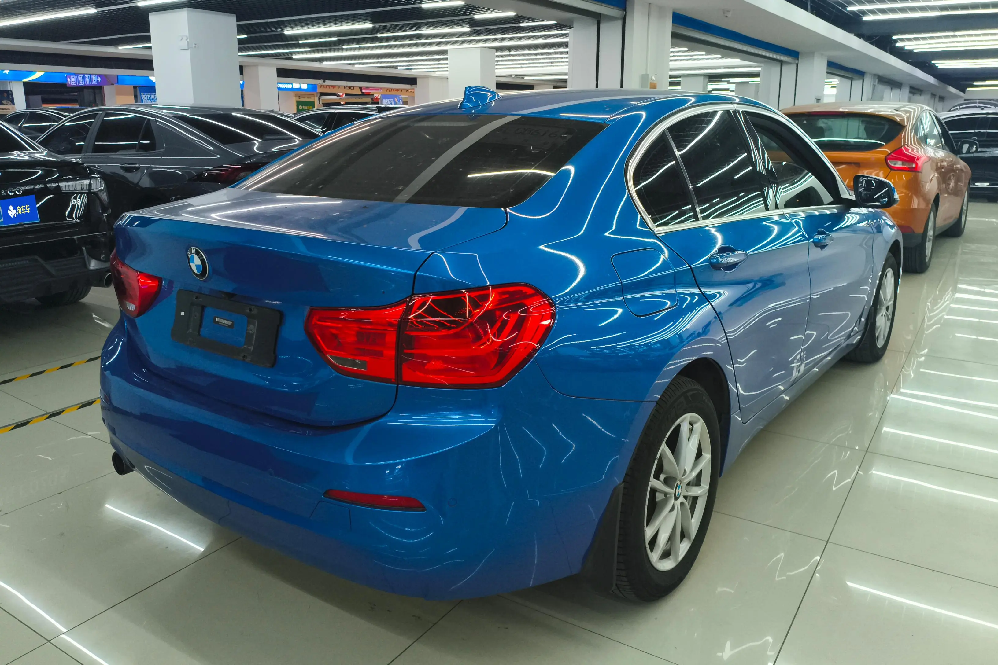 BMW 1 Series  из Китая