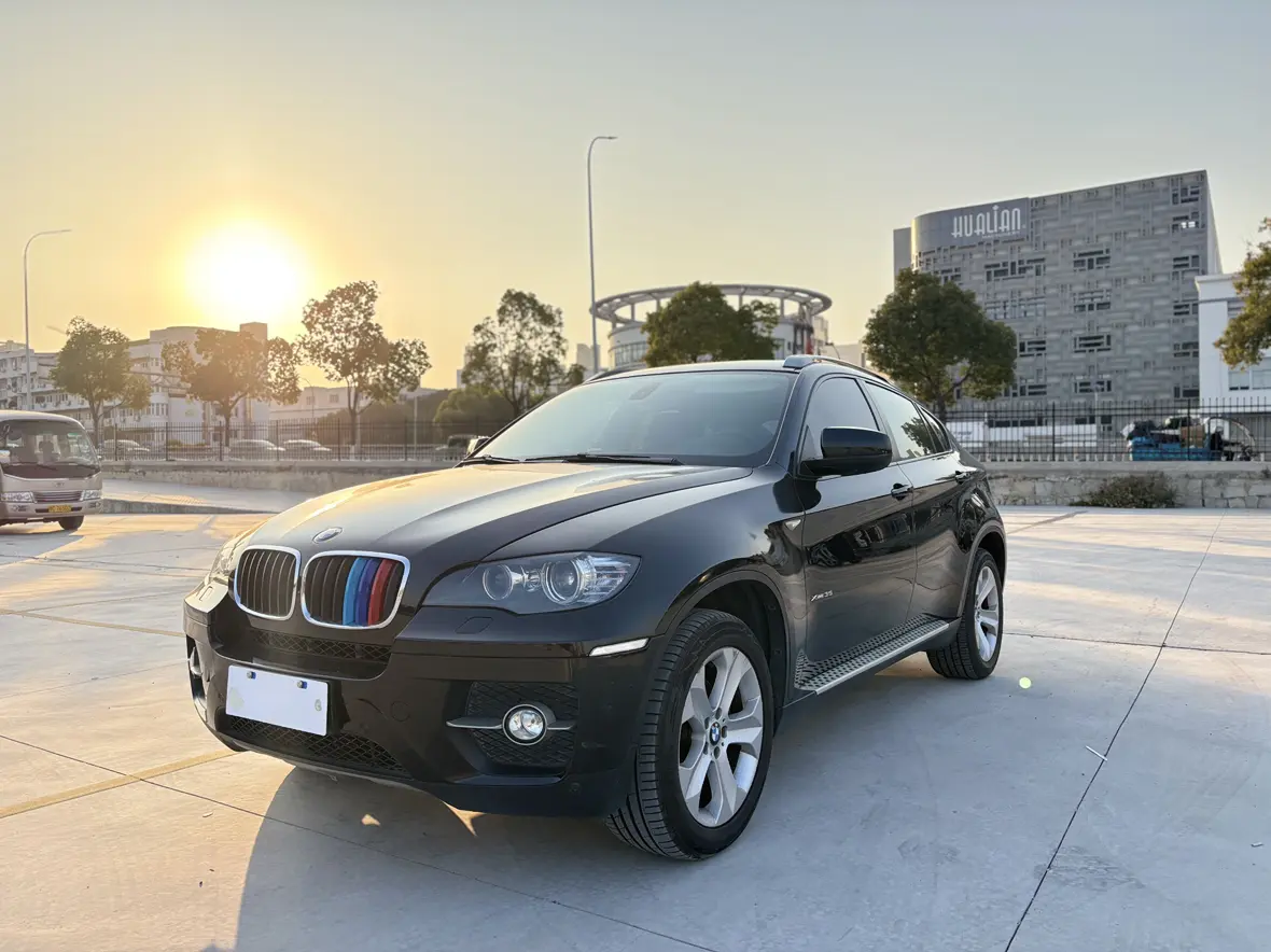 BMW X6  из Китая