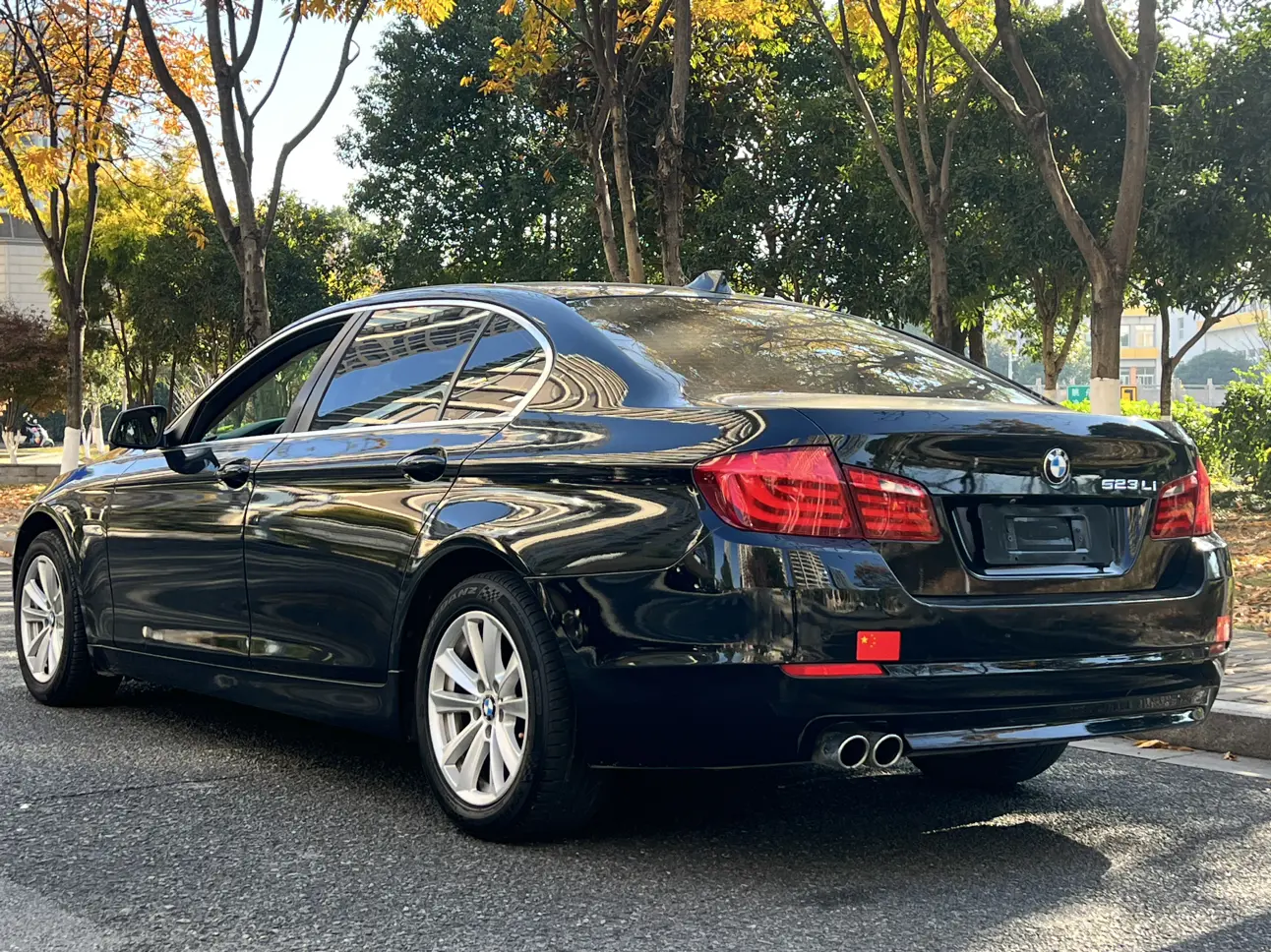 BMW 5 Series  из Китая