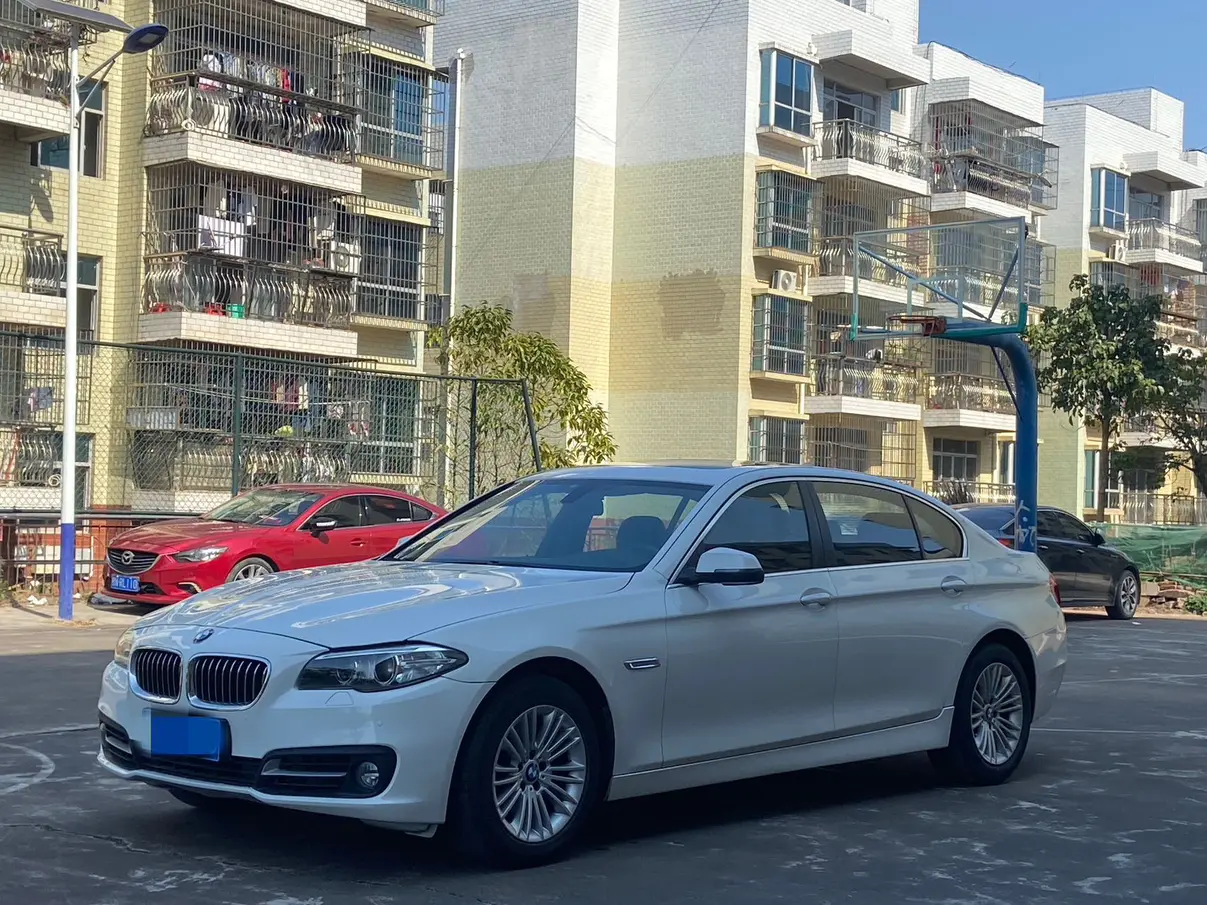 BMW 5 Series  из Китая