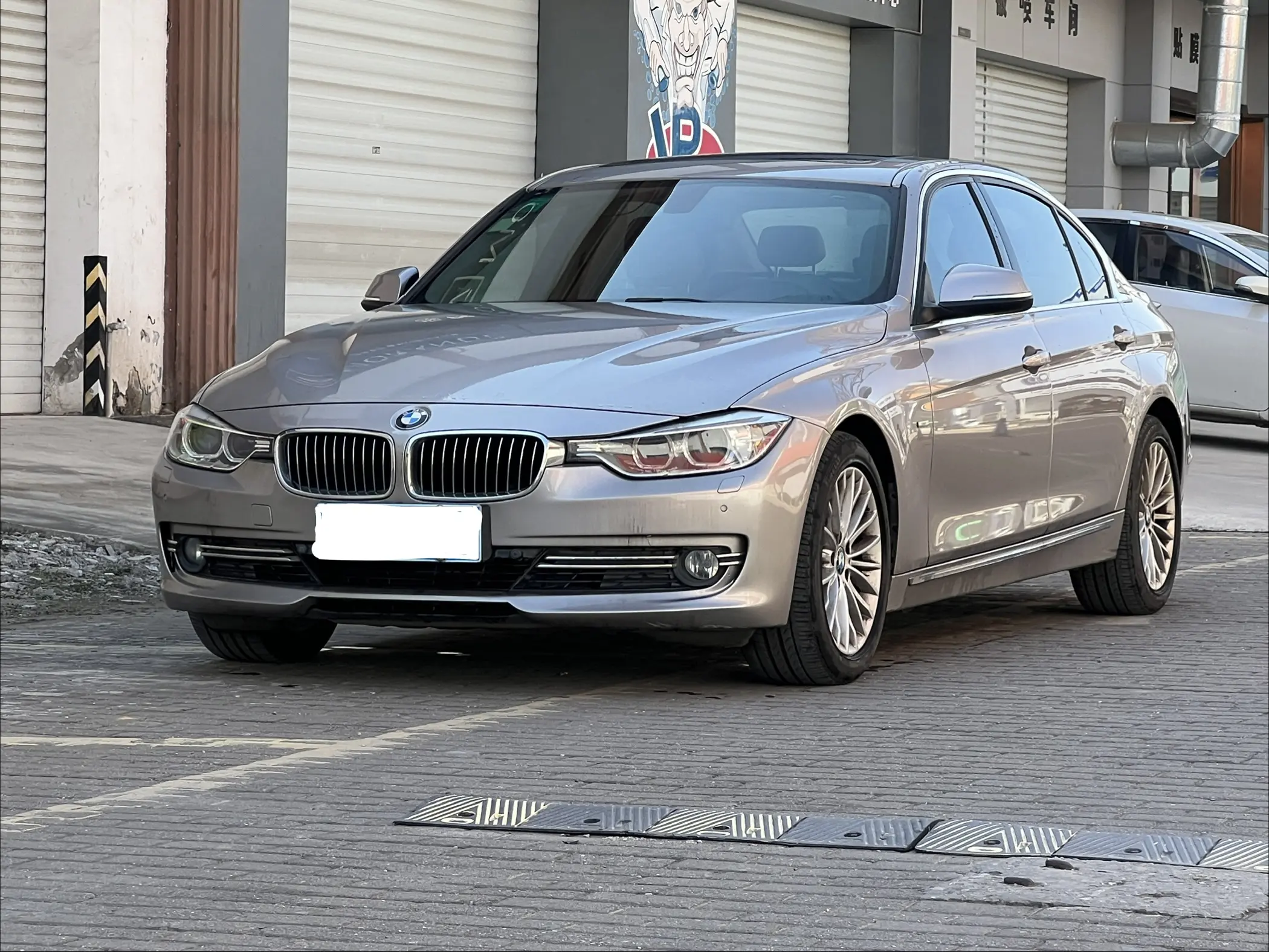 BMW 3 Series  из Китая