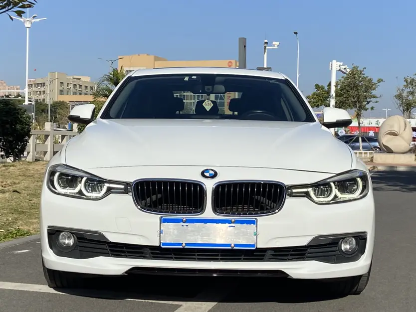BMW 3 Series  из Китая