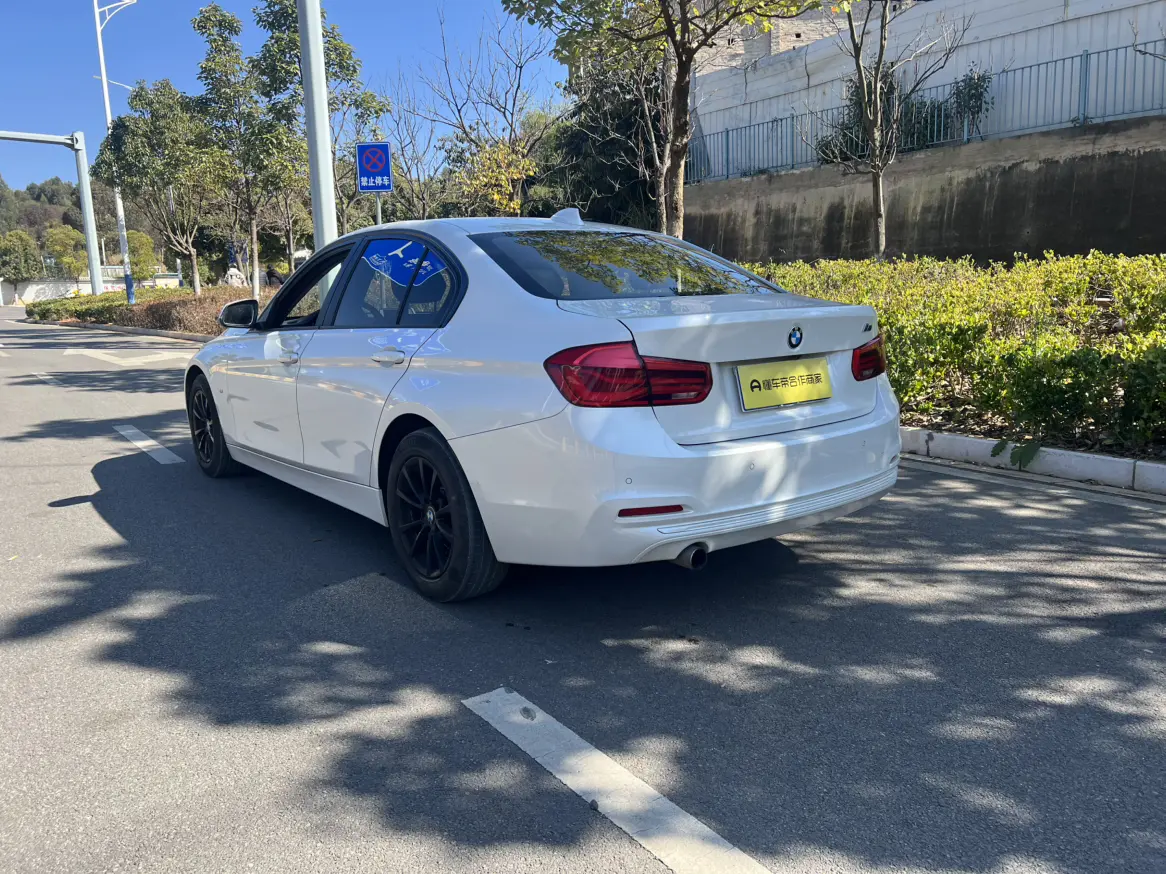 BMW 3 Series  из Китая