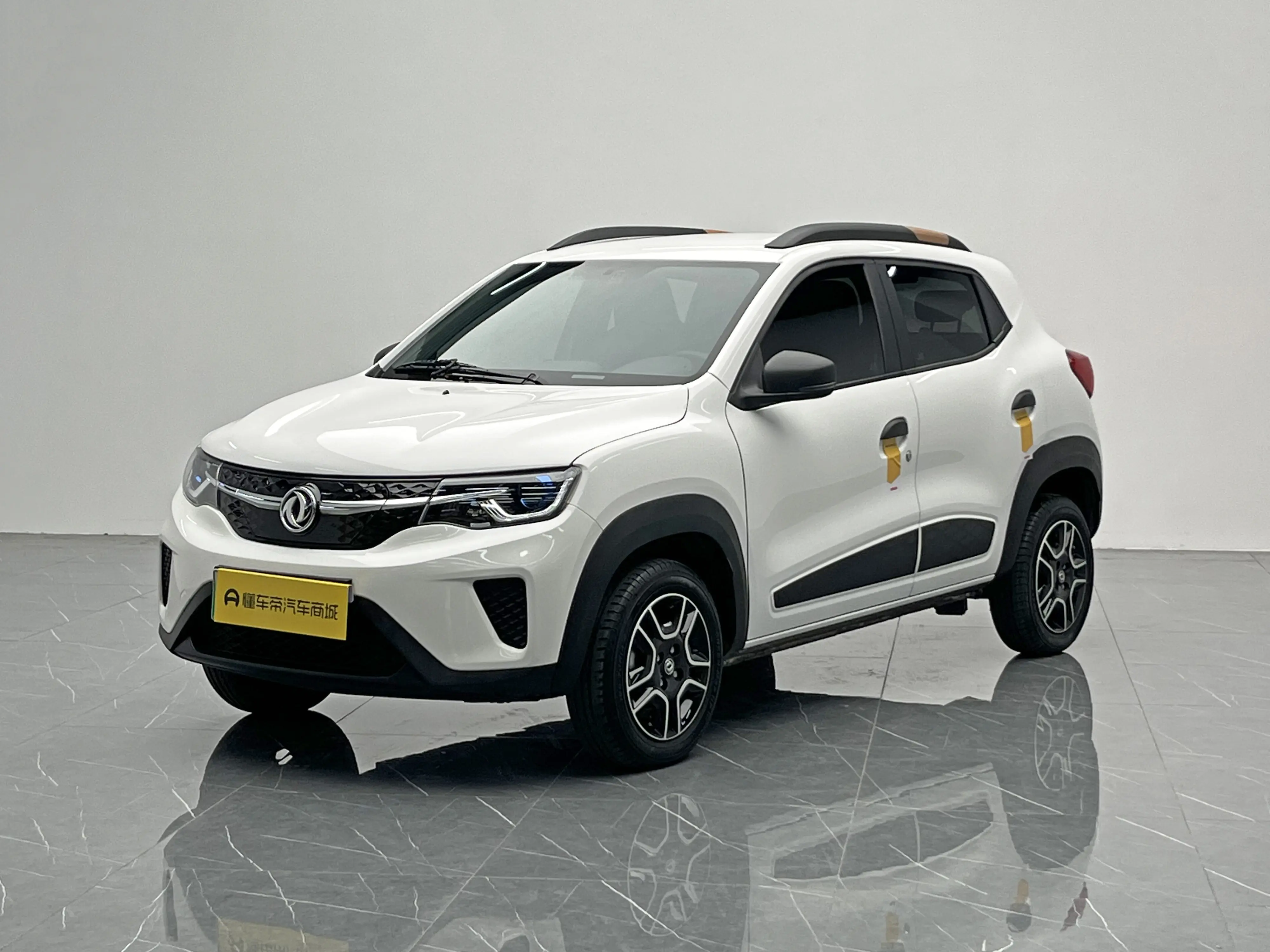 Dongfeng Nano EX1  из Китая
