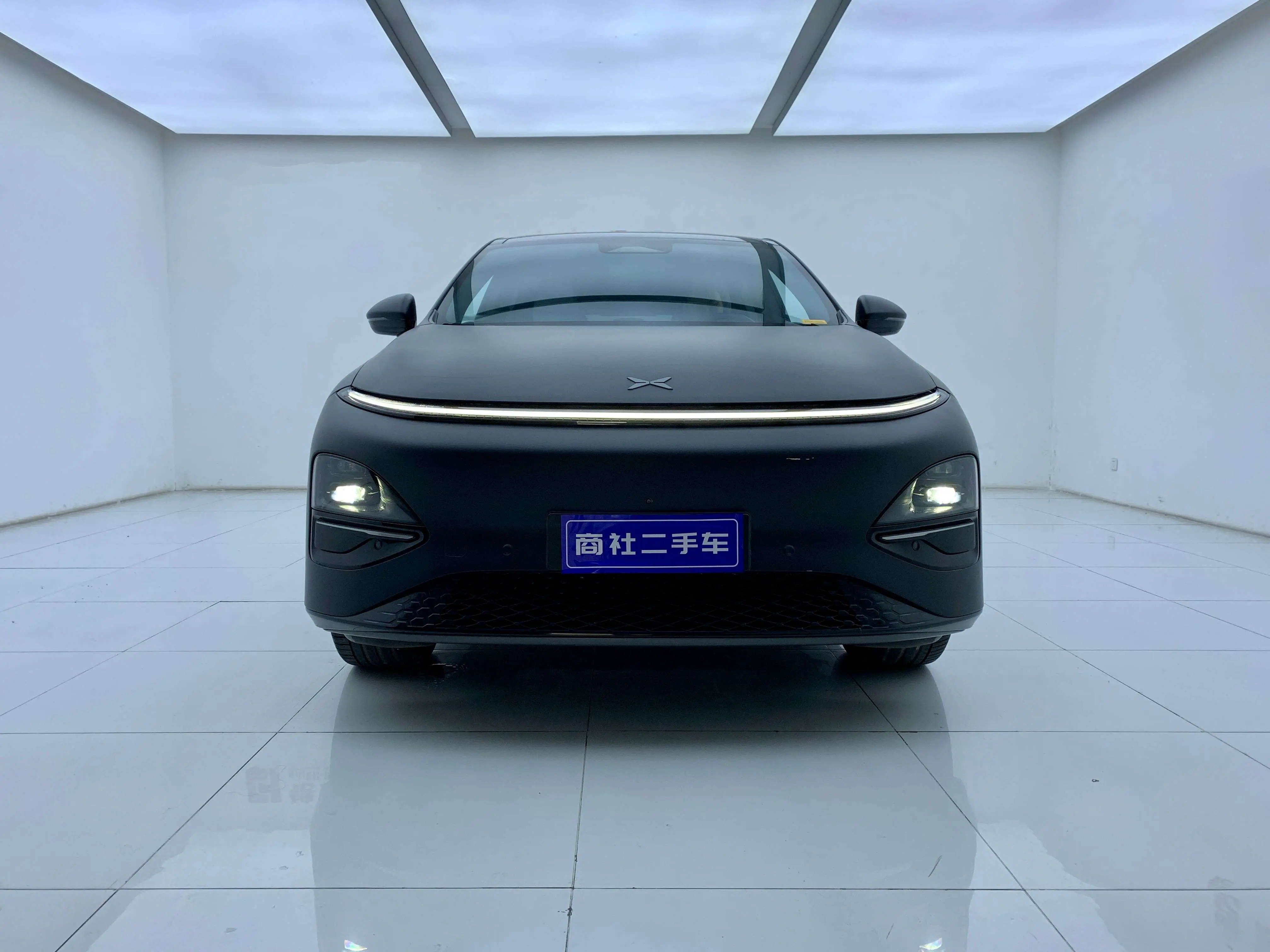 Xpeng G6  из Китая