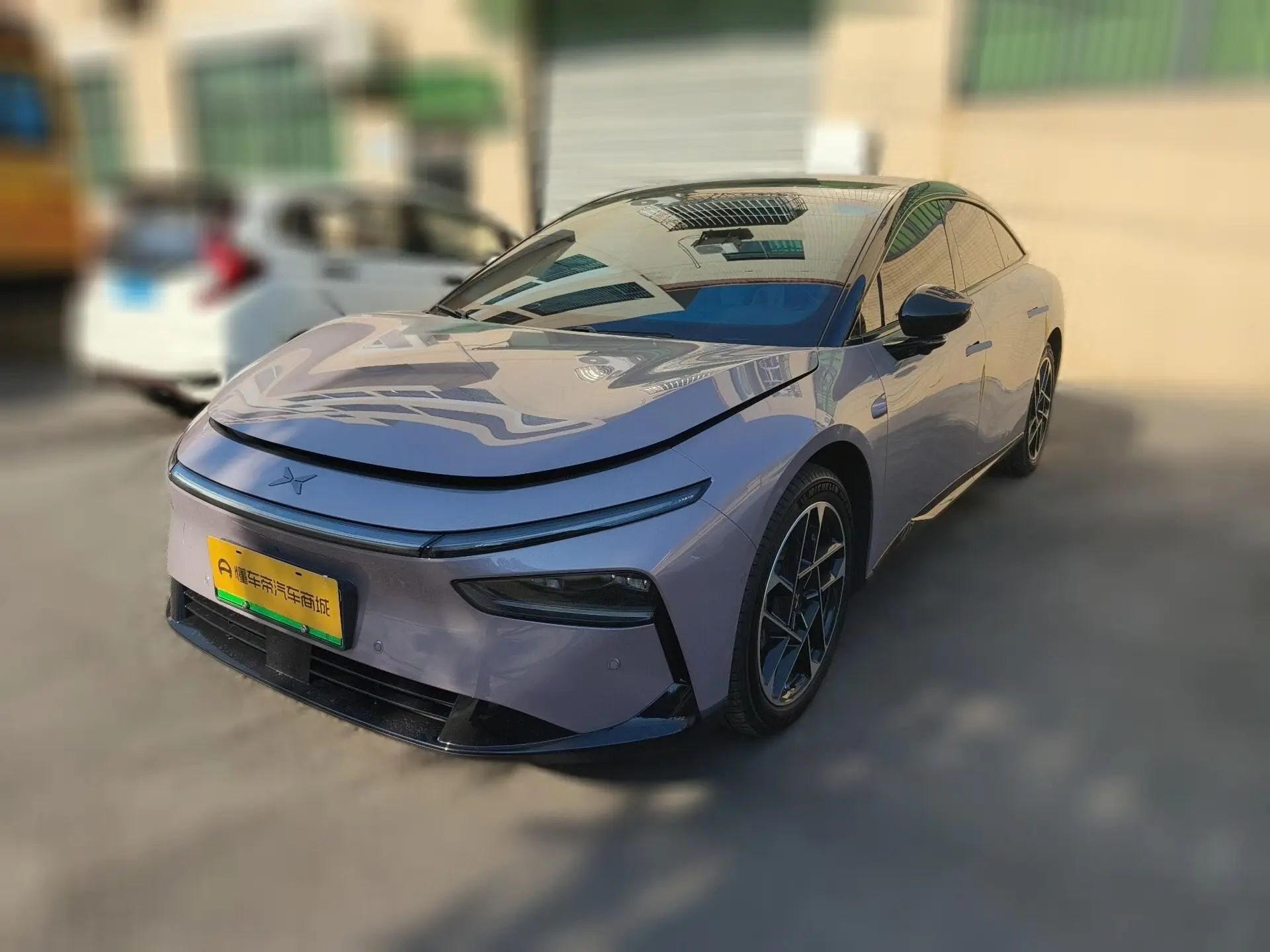 Xpeng P7+  из Китая