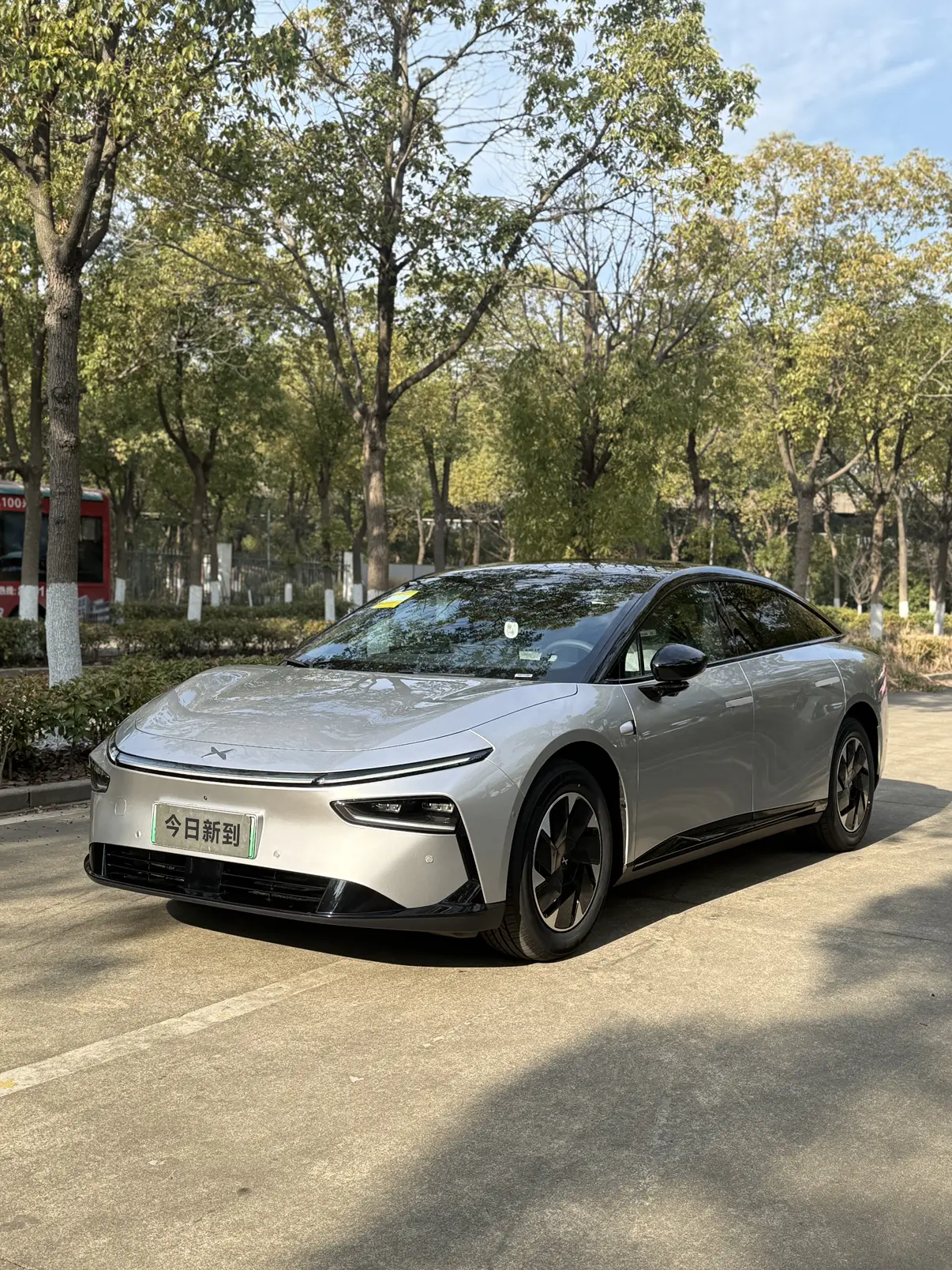 Xpeng P7+  из Китая