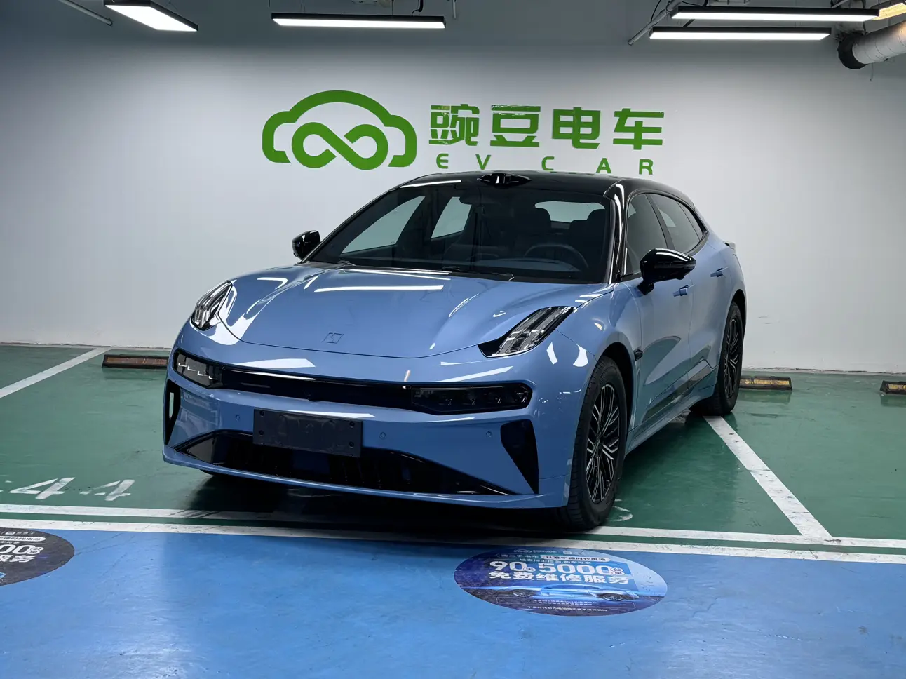 ZEEKR 001  из Китая