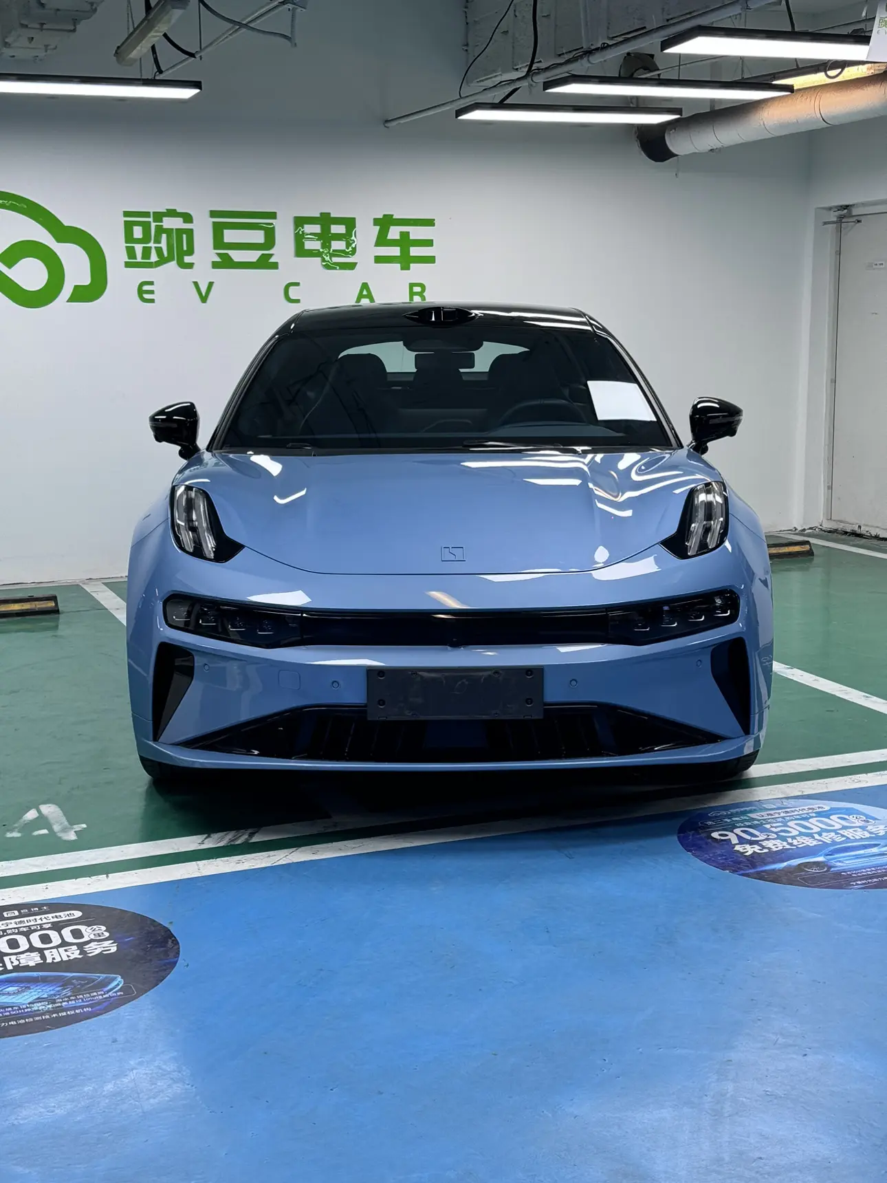 ZEEKR 001  из Китая