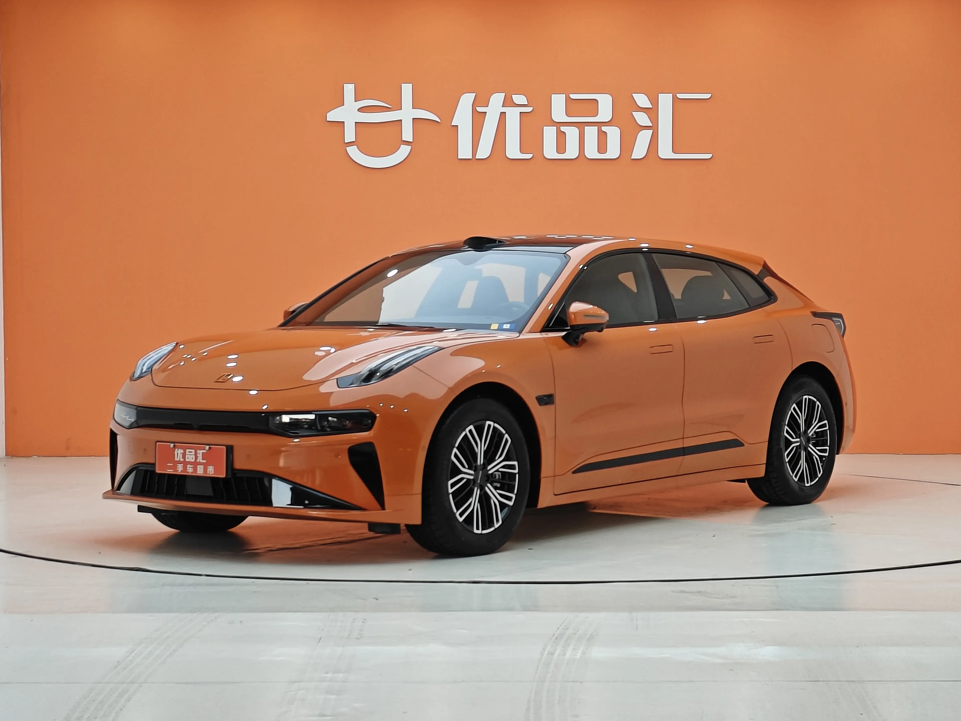 ZEEKR 001  из Китая