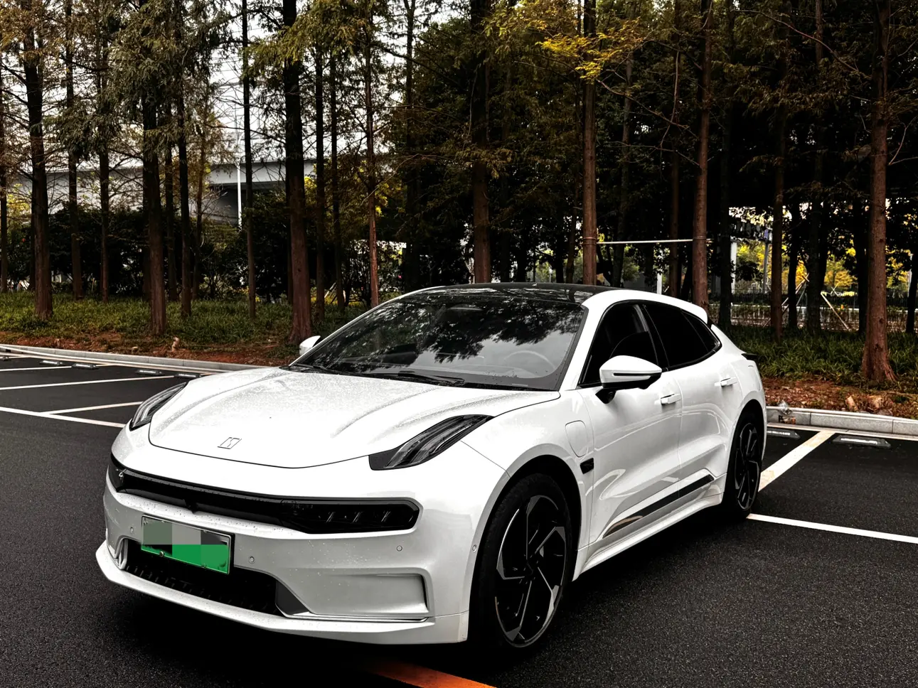 ZEEKR 001  из Китая