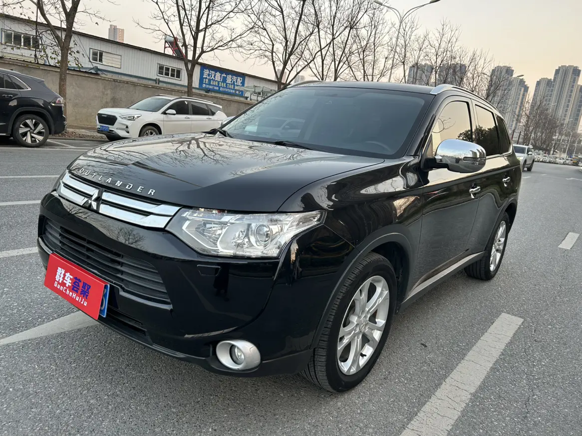 Mitsubishi Outlander  из Китая