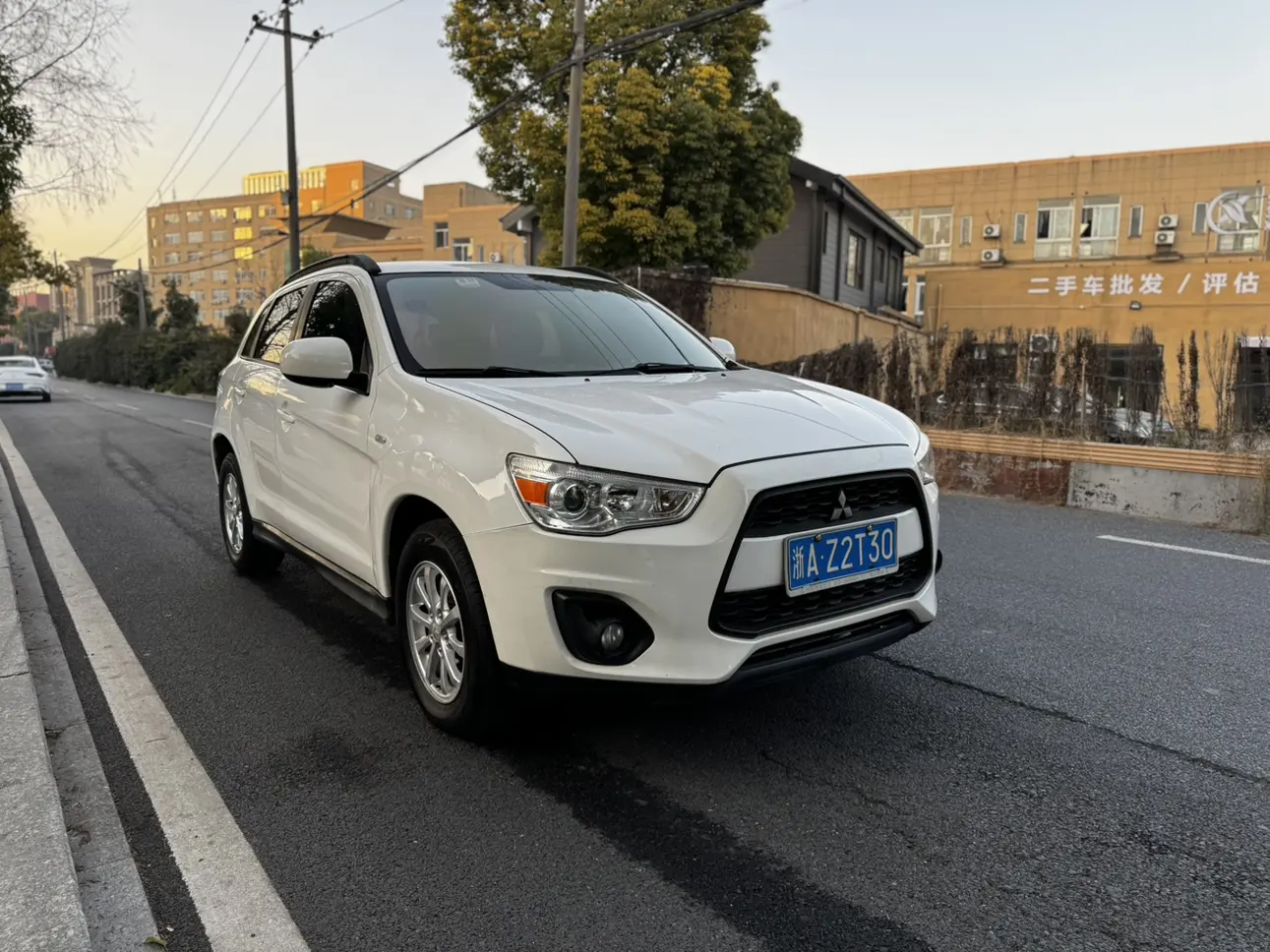 Mitsubishi Jinxuan ASX  из Китая
