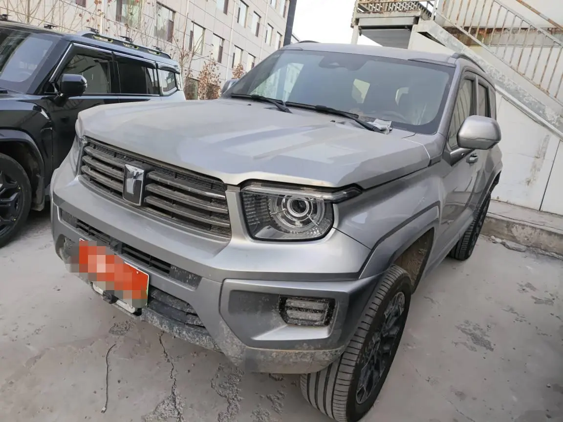 Tank 700 Hi4-T  из Китая