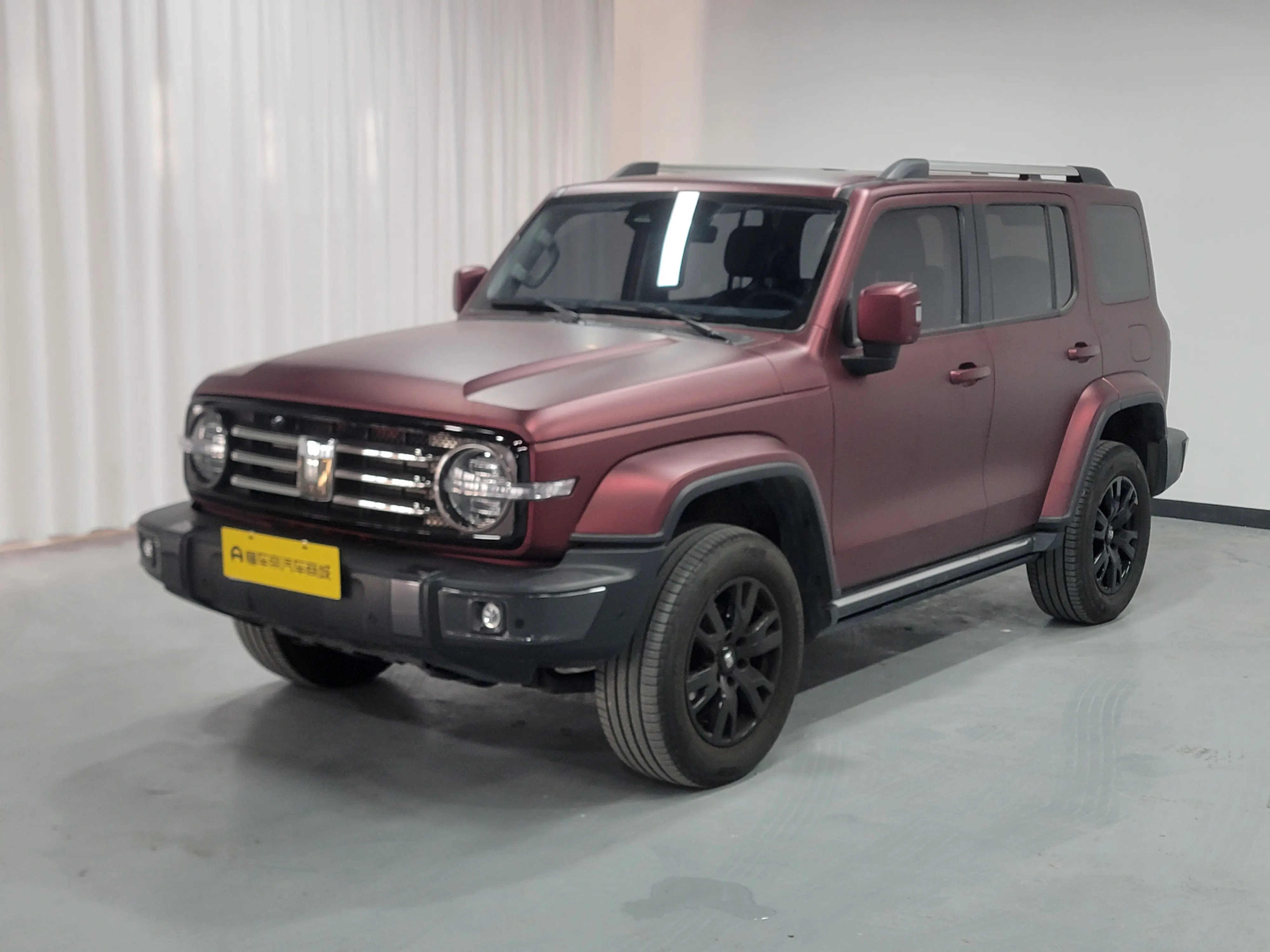 Tank 300  из Китая