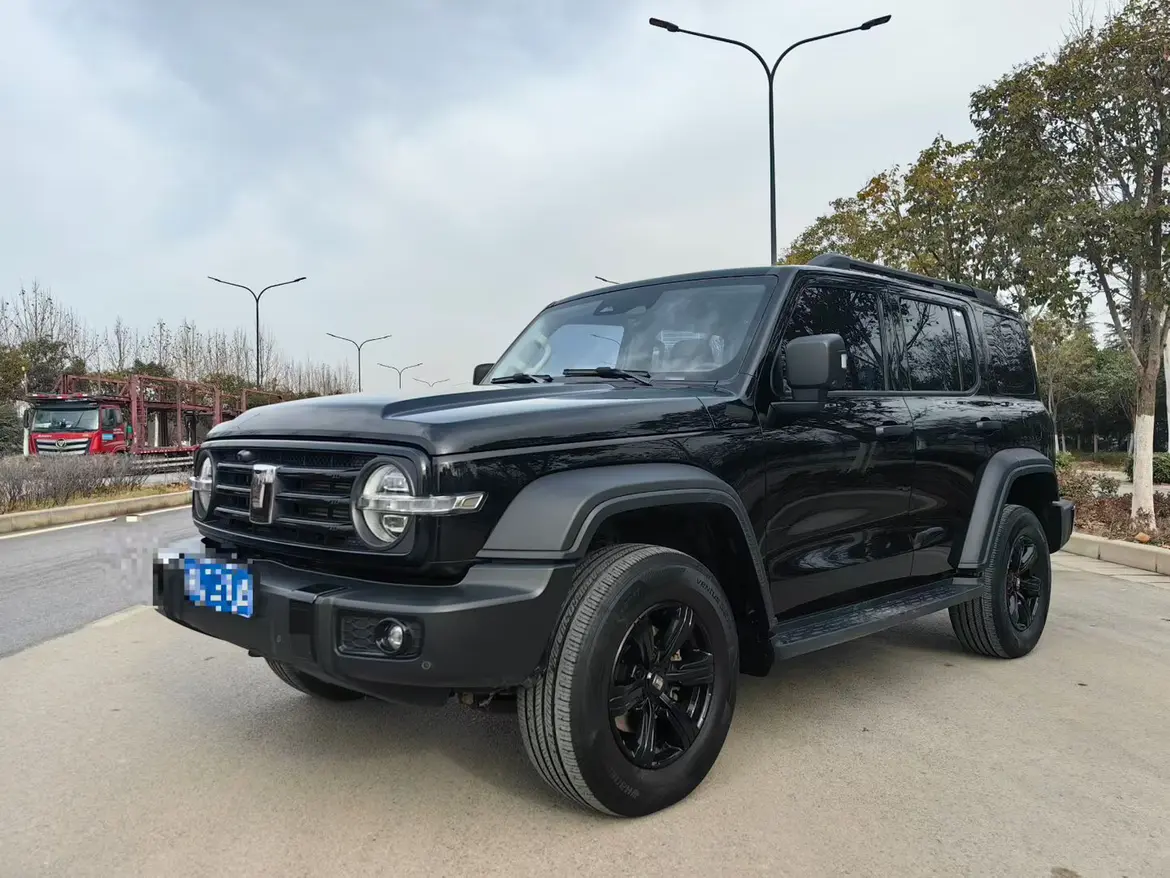 Tank 300  из Китая