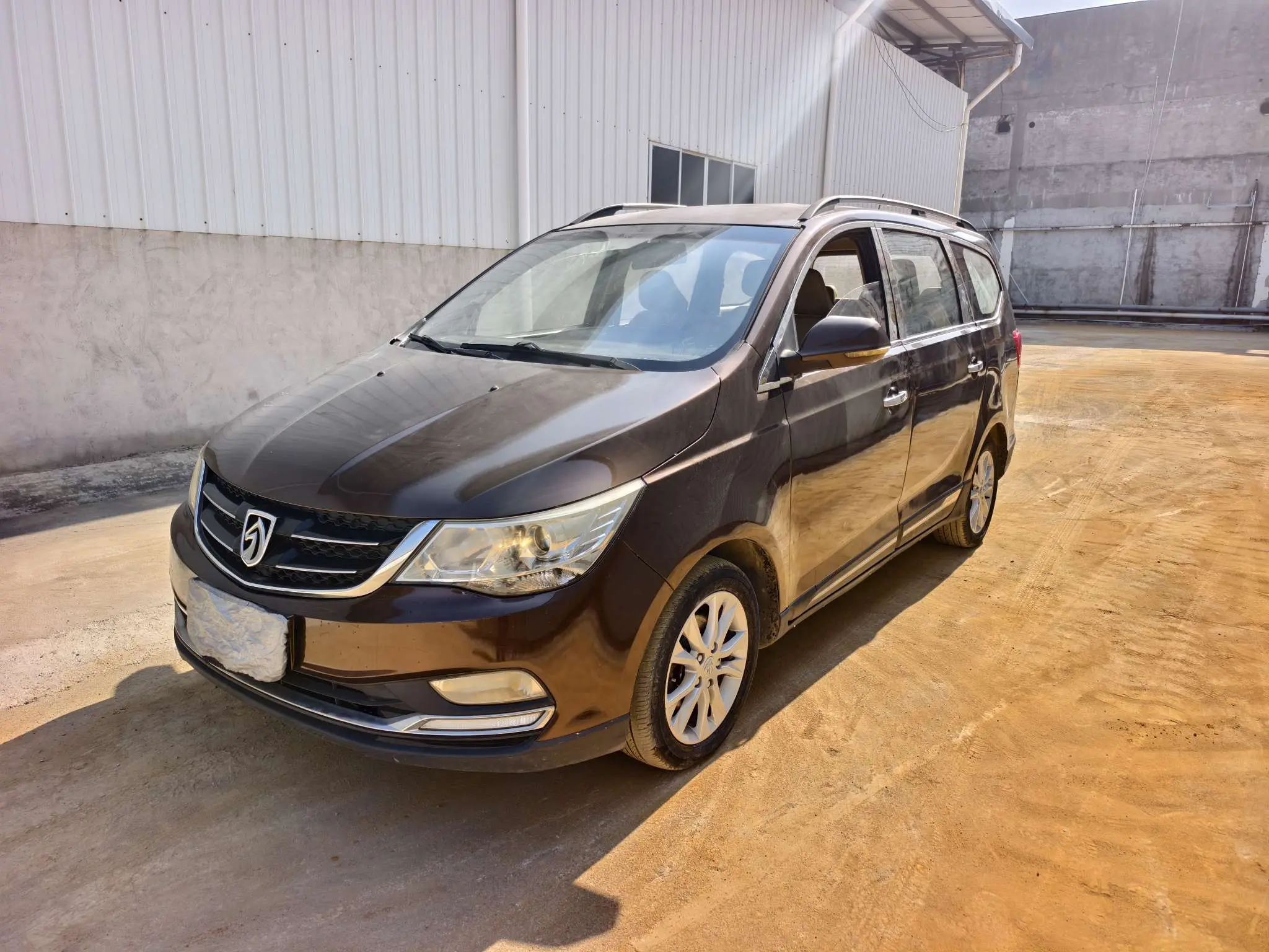 Baojun 730  из Китая