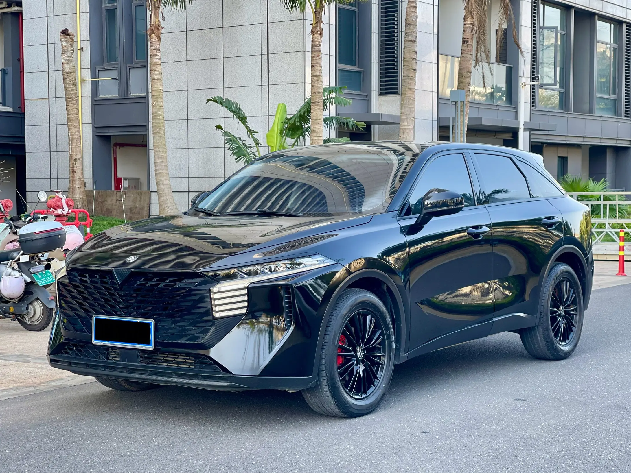 Kai Chen Venucia Big V  из Китая