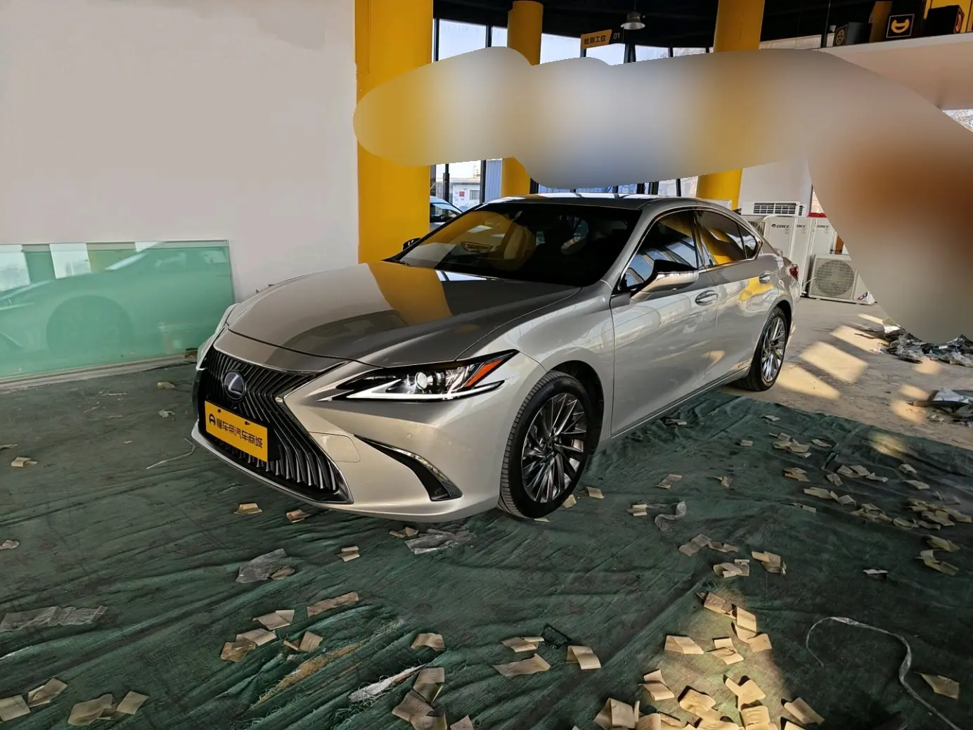 Lexus ES
