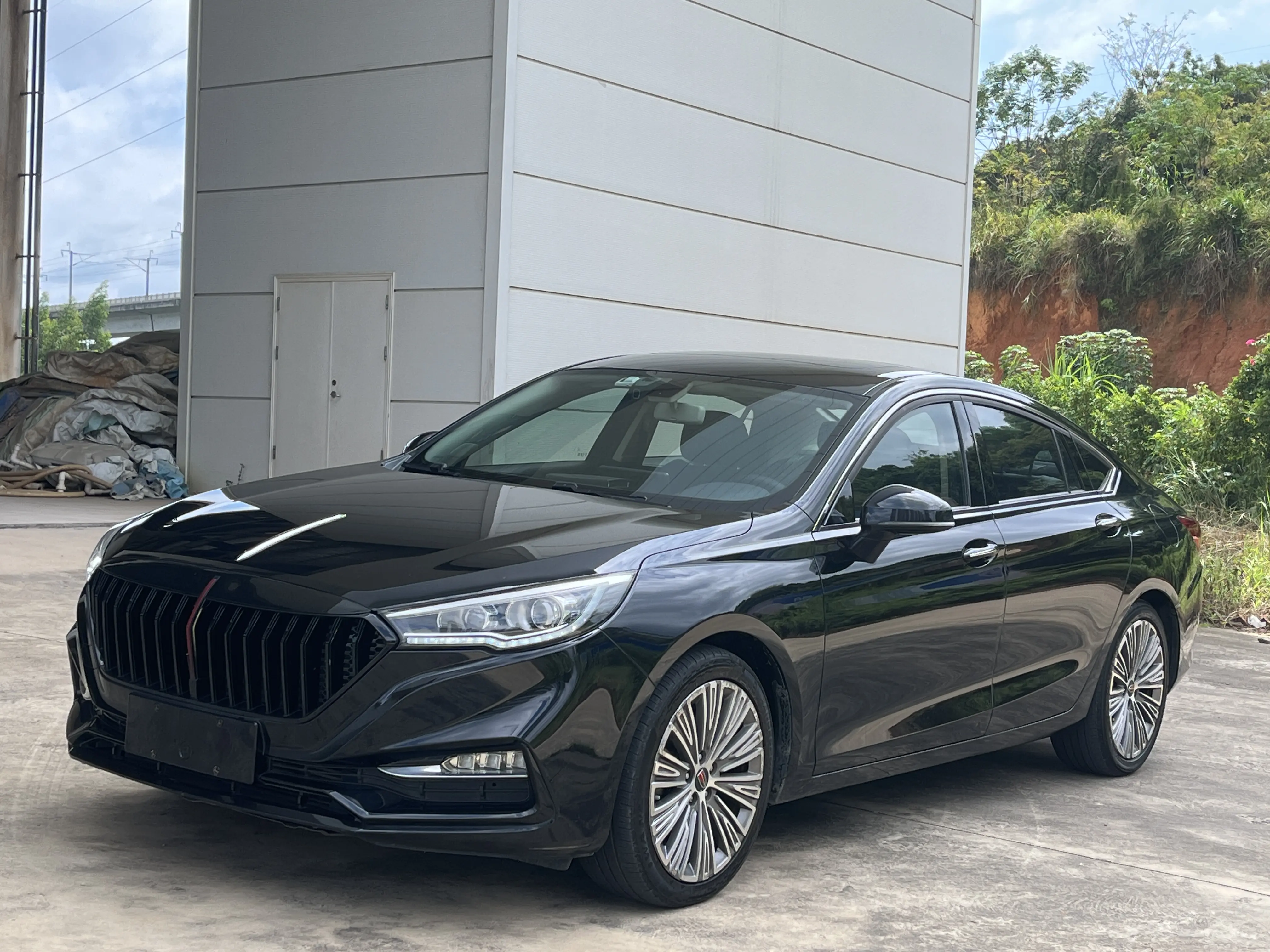 Hongqi H5 classic  из Китая