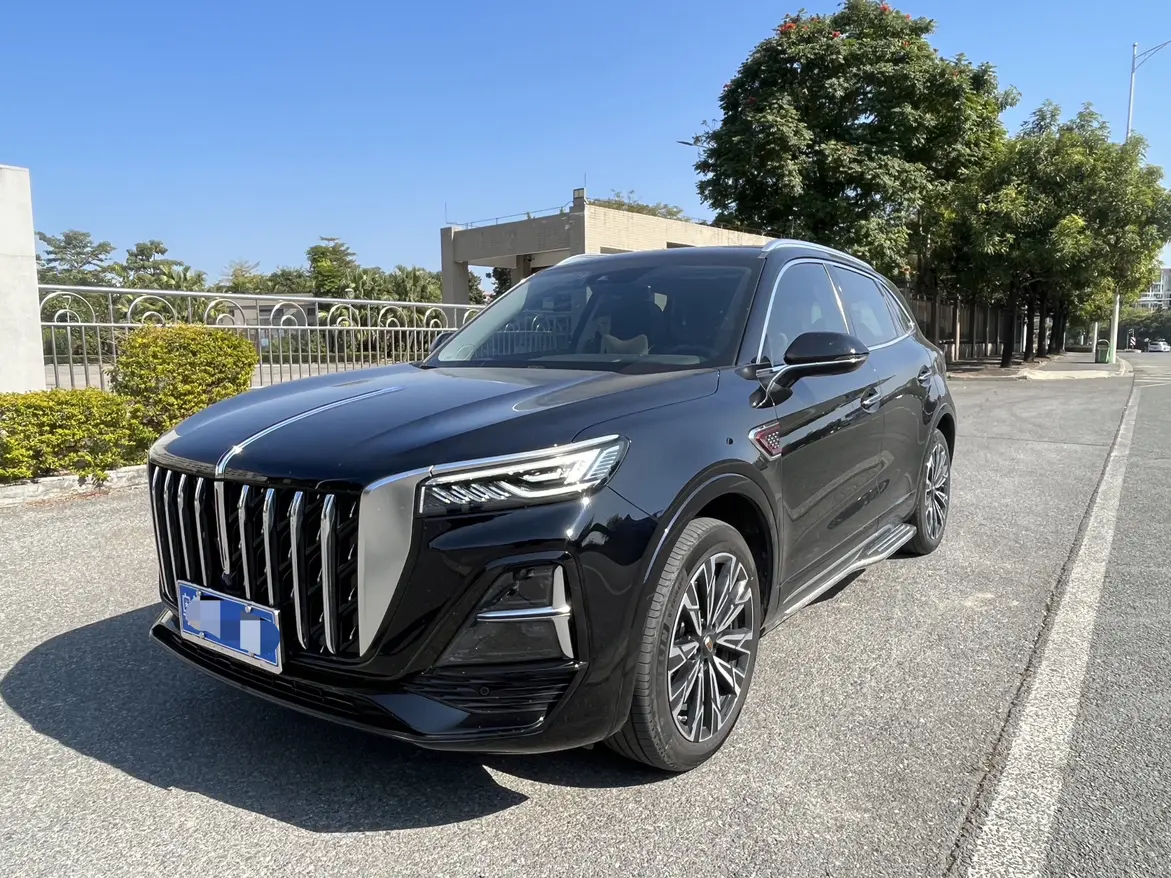 Hongqi HS5  из Китая