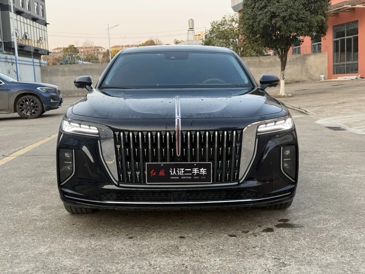 Hongqi H9  из Китая