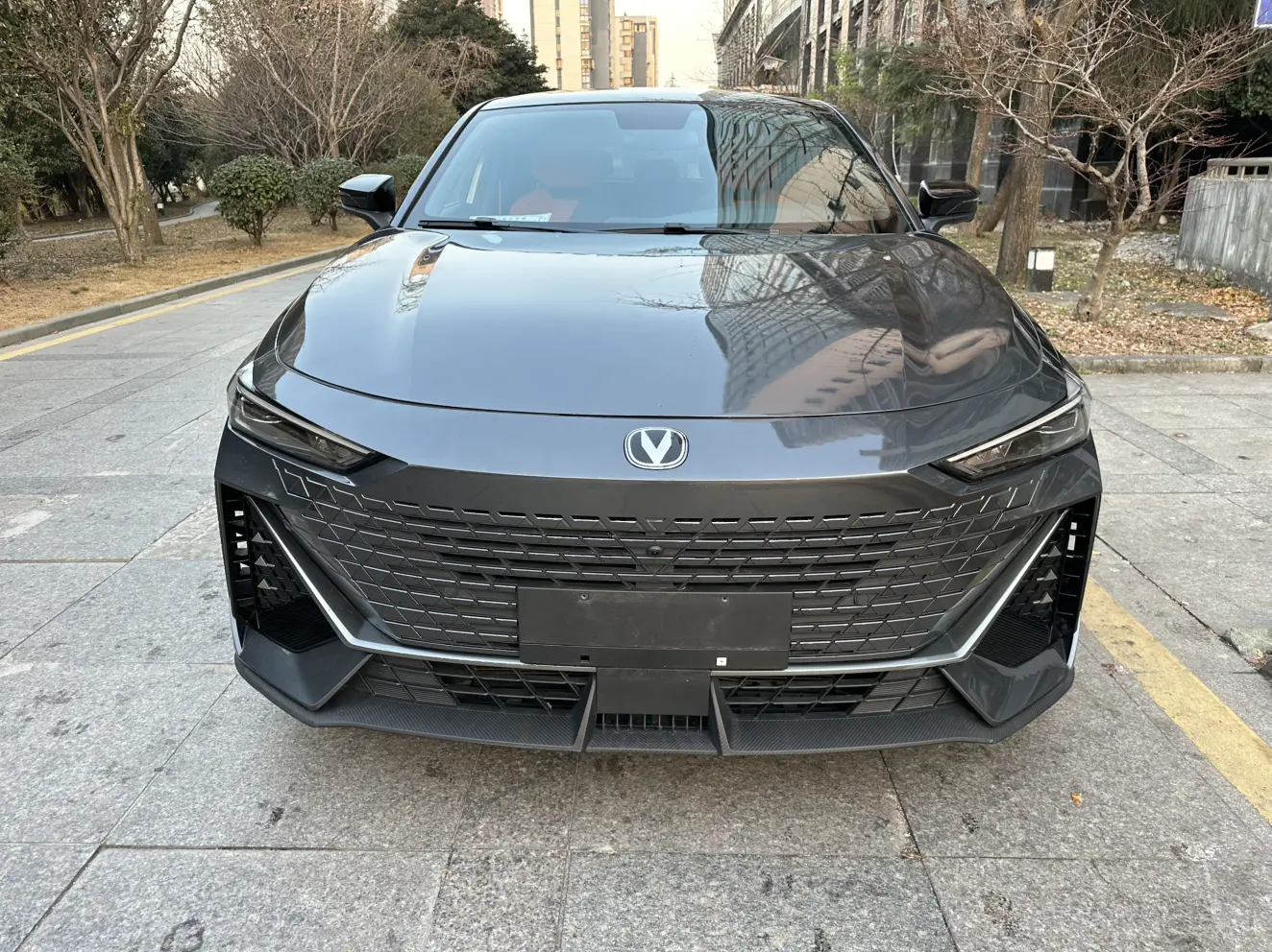 Changan UNI-V  из Китая