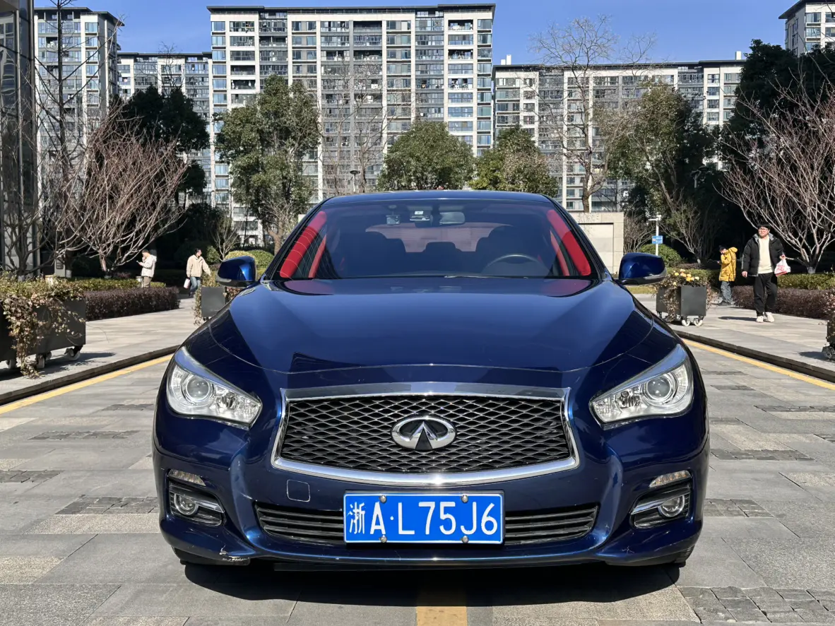 Infiniti Q50L  из Китая