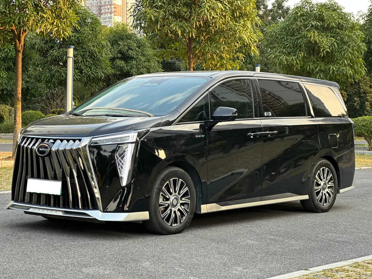 GAC Trumpchi E9 PHEV  из Китая