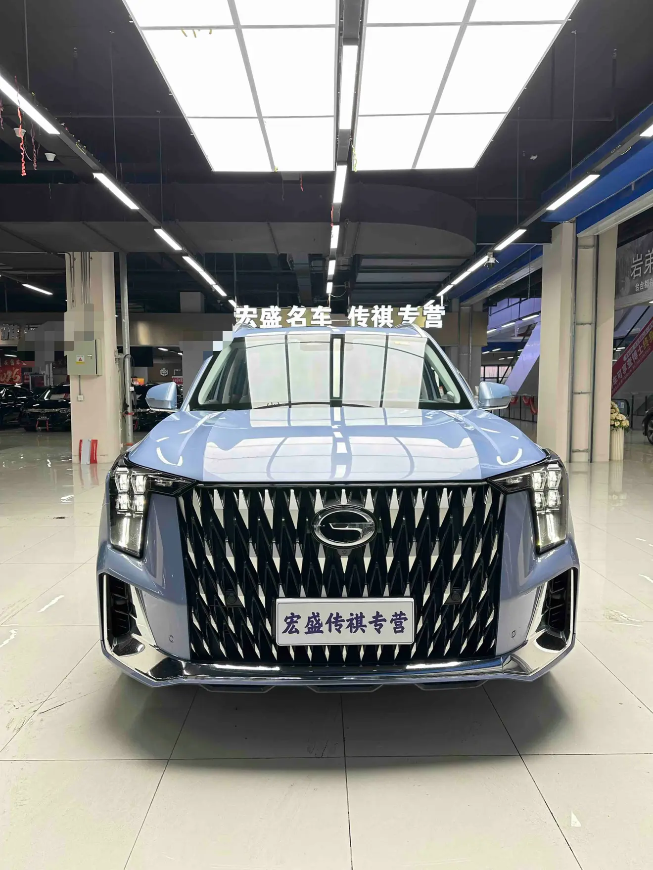 GAC Trumpchi GS8  из Китая