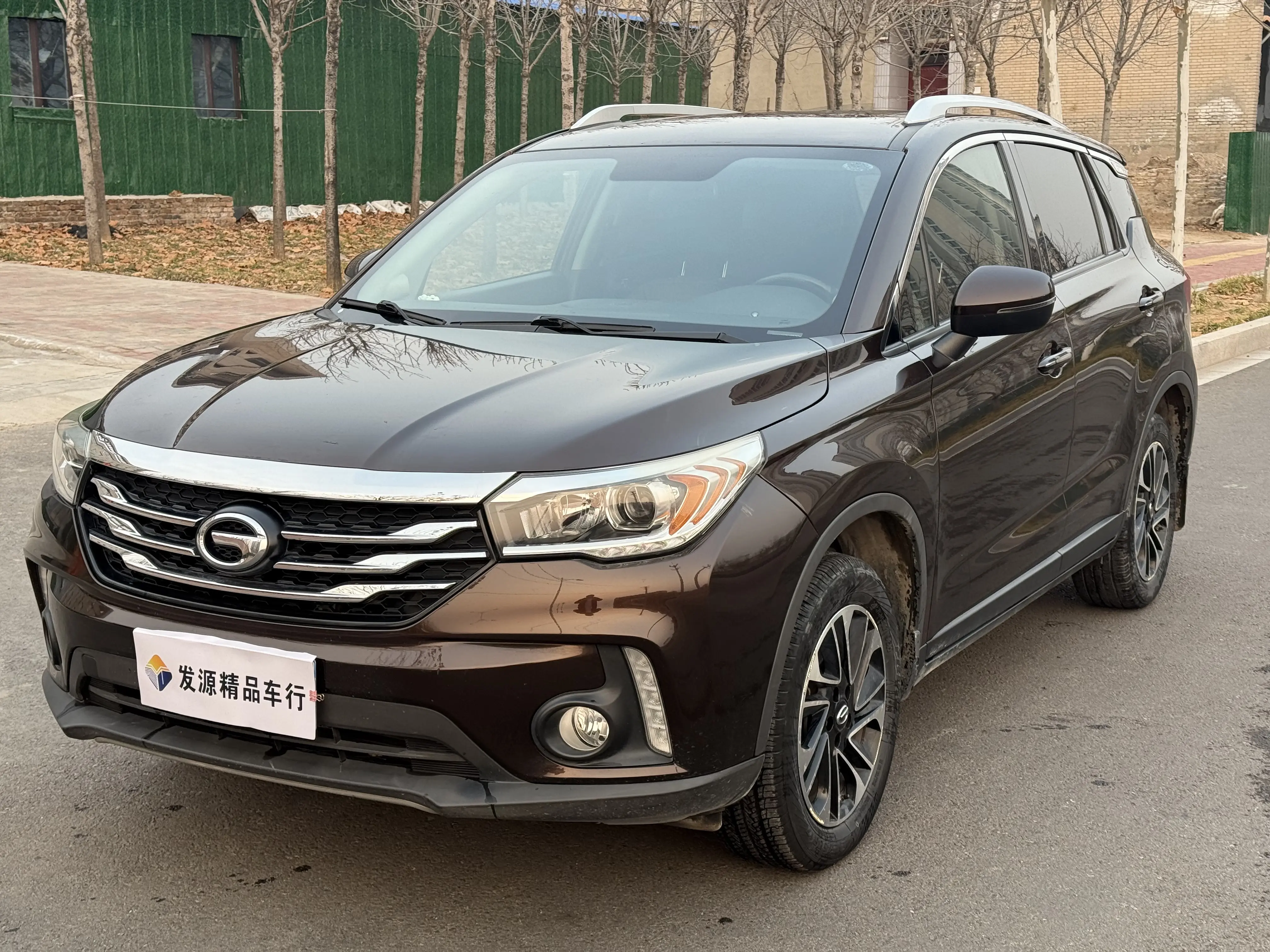 GAC Trumpchi GS4  из Китая