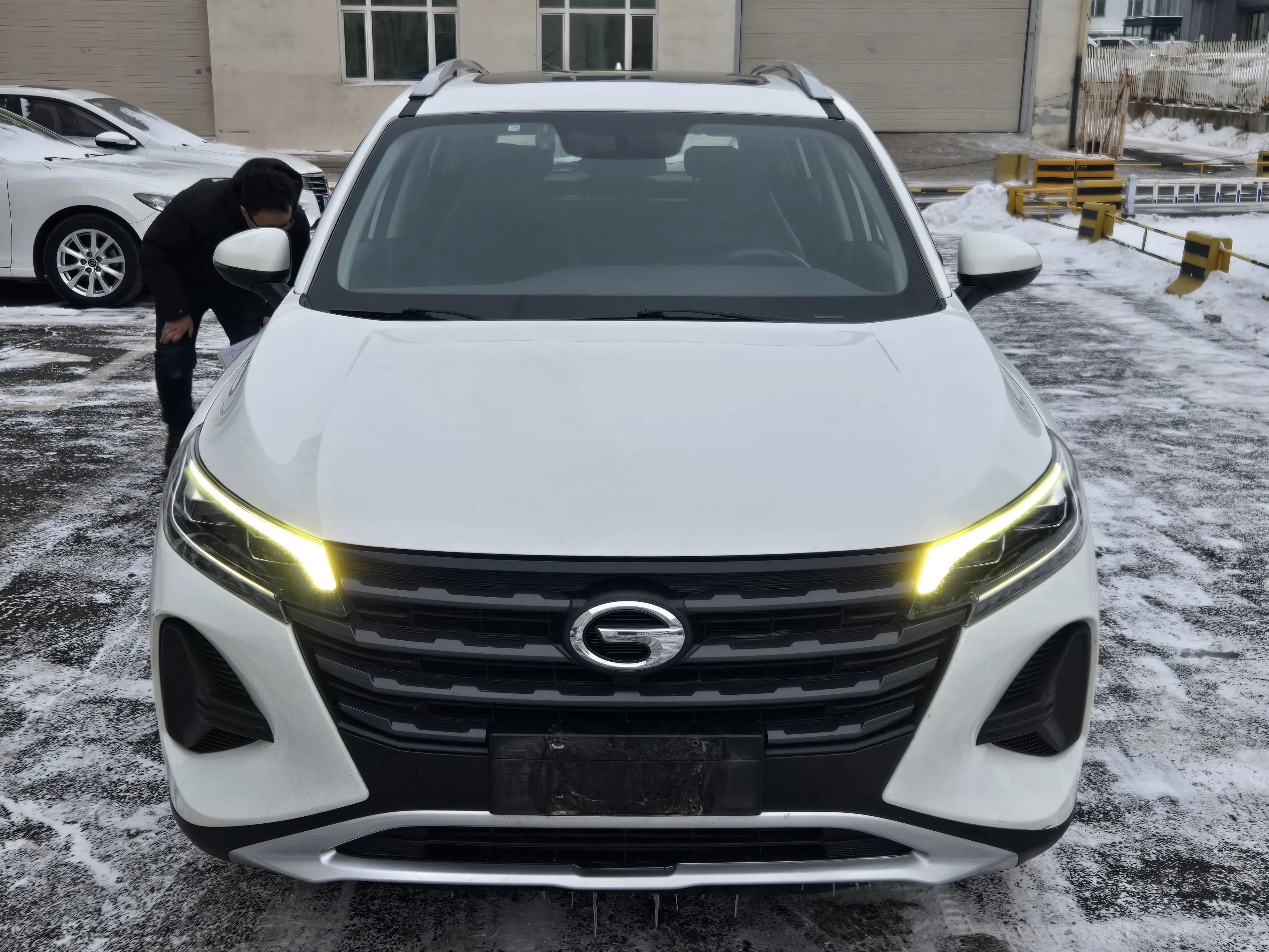 GAC Trumpchi GS4  из Китая