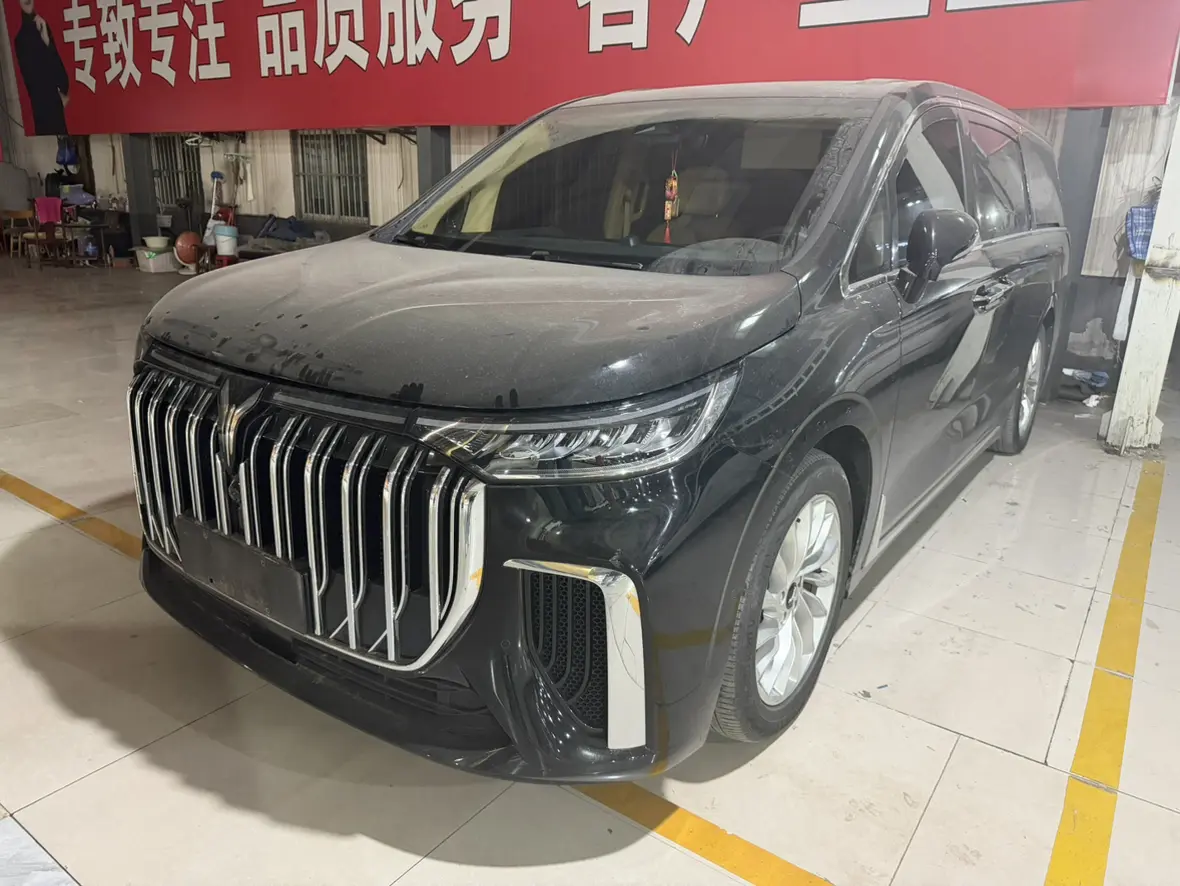 Voyah Lantu Dreamer PHEV  из Китая