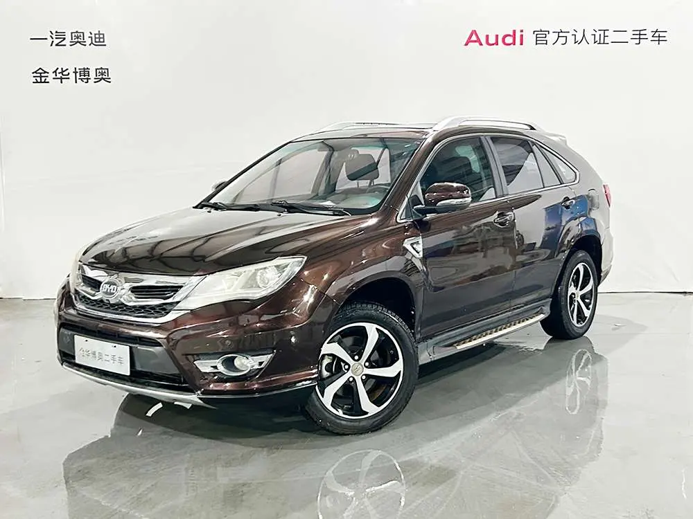 BYD S7  из Китая