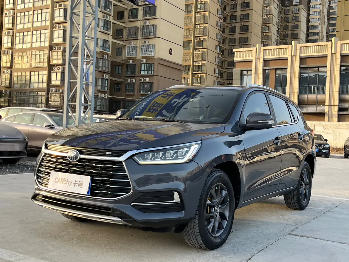 BYD Song  из Китая