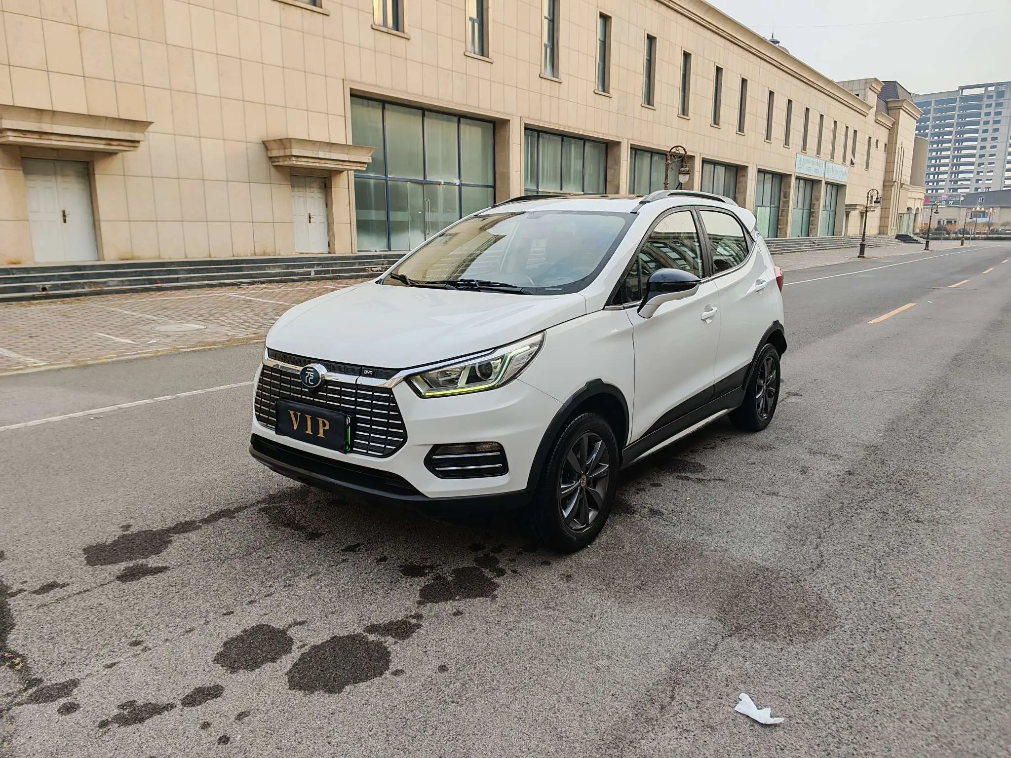 BYD Yuan EV  из Китая